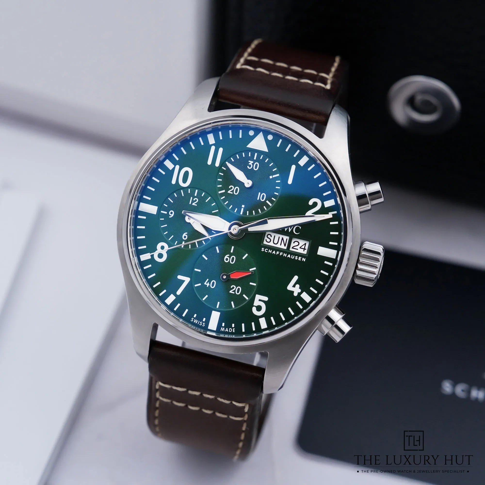 2026/06/5a71bed9-2212-41aa-8b2e-e595cb39ab9fIWC_Pilotâs_Chronograph_Steel_41mm_Green_53112-b.jpg.webp
