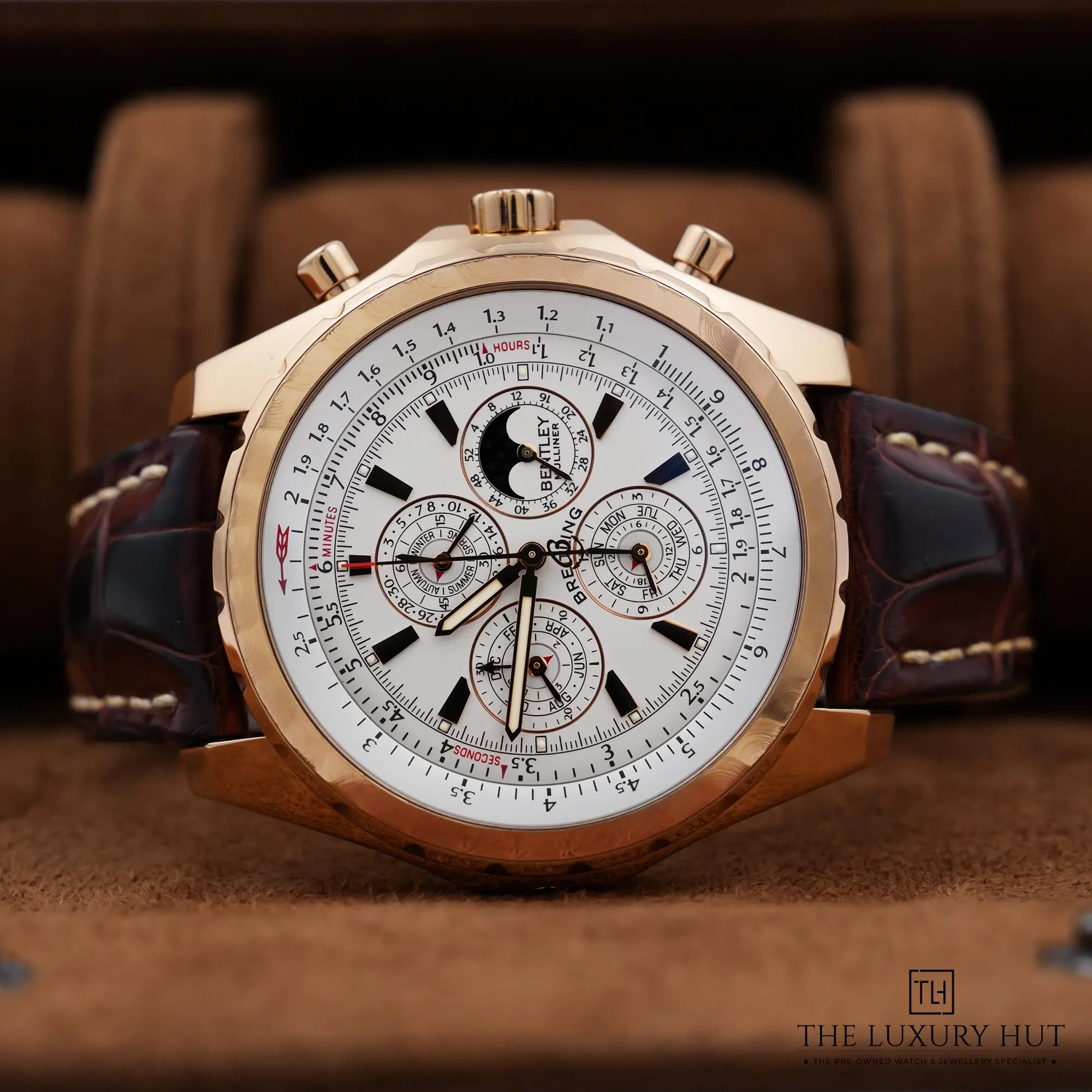 2026/06/5c127923-e54c-4ab4-a38d-6c28626d9a13Breitling_Bentley_Mulliner_Perpetual_Calendar_LB889-c.jpg.webp