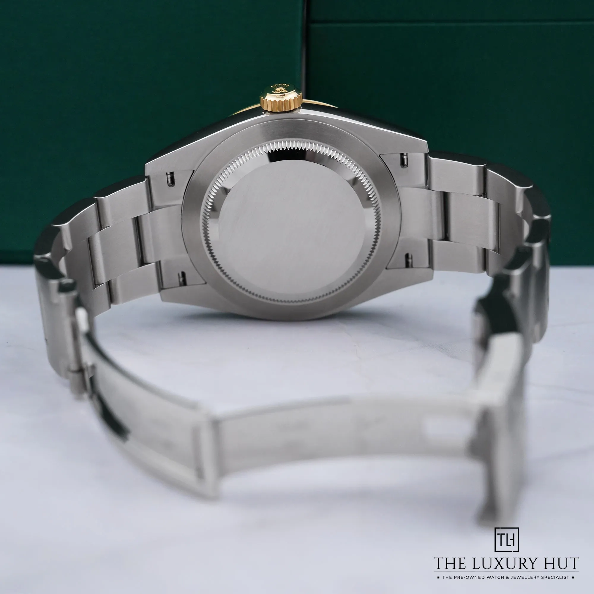 2026/06/60e0fa34-b575-46b1-97ea-0d4c1aafa978Rolex_Oyster_Perpetual_41_100_Years_Anniversary_53105-d.jpg.webp
