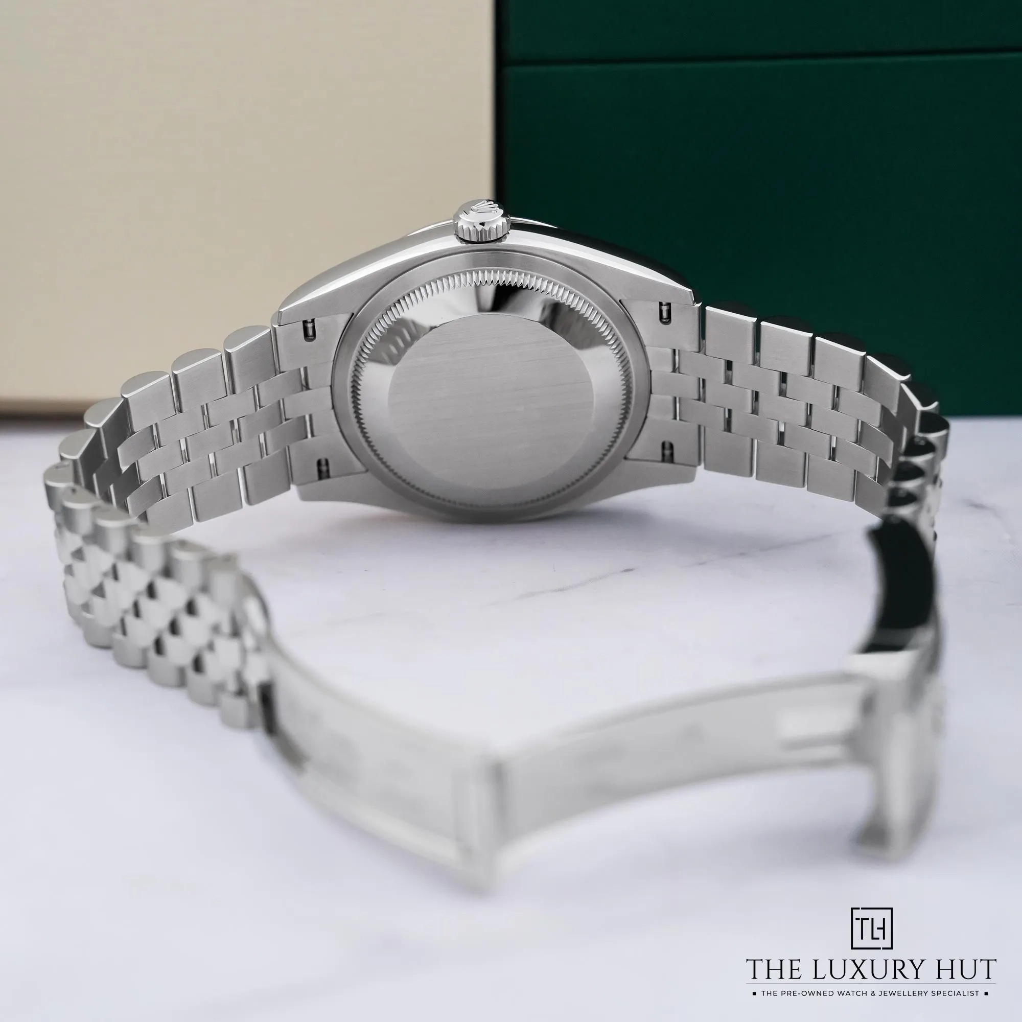 2026/06/67c8abcb-b976-42d1-ab34-84f12c7b2481Rolex_Datejust_36_Steel_Gold_MOP_Diamond_Dial_52999-d.jpg.webp