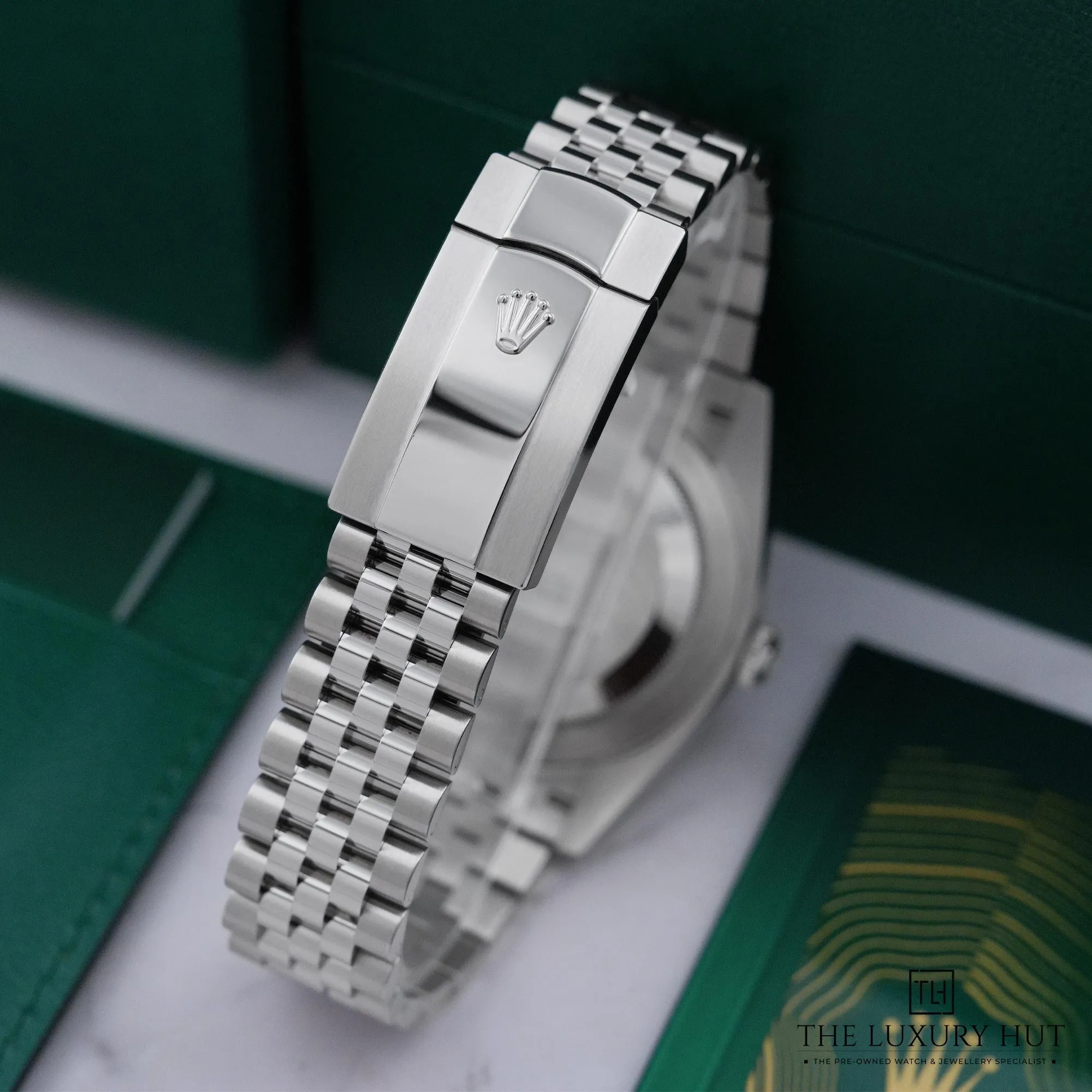 2026/06/6e1905c0-2da3-42b8-9122-bf7a3a92e5eaRolex_Datejust_Steel_41mm_Blue_Baton_52982-e.jpg.webp