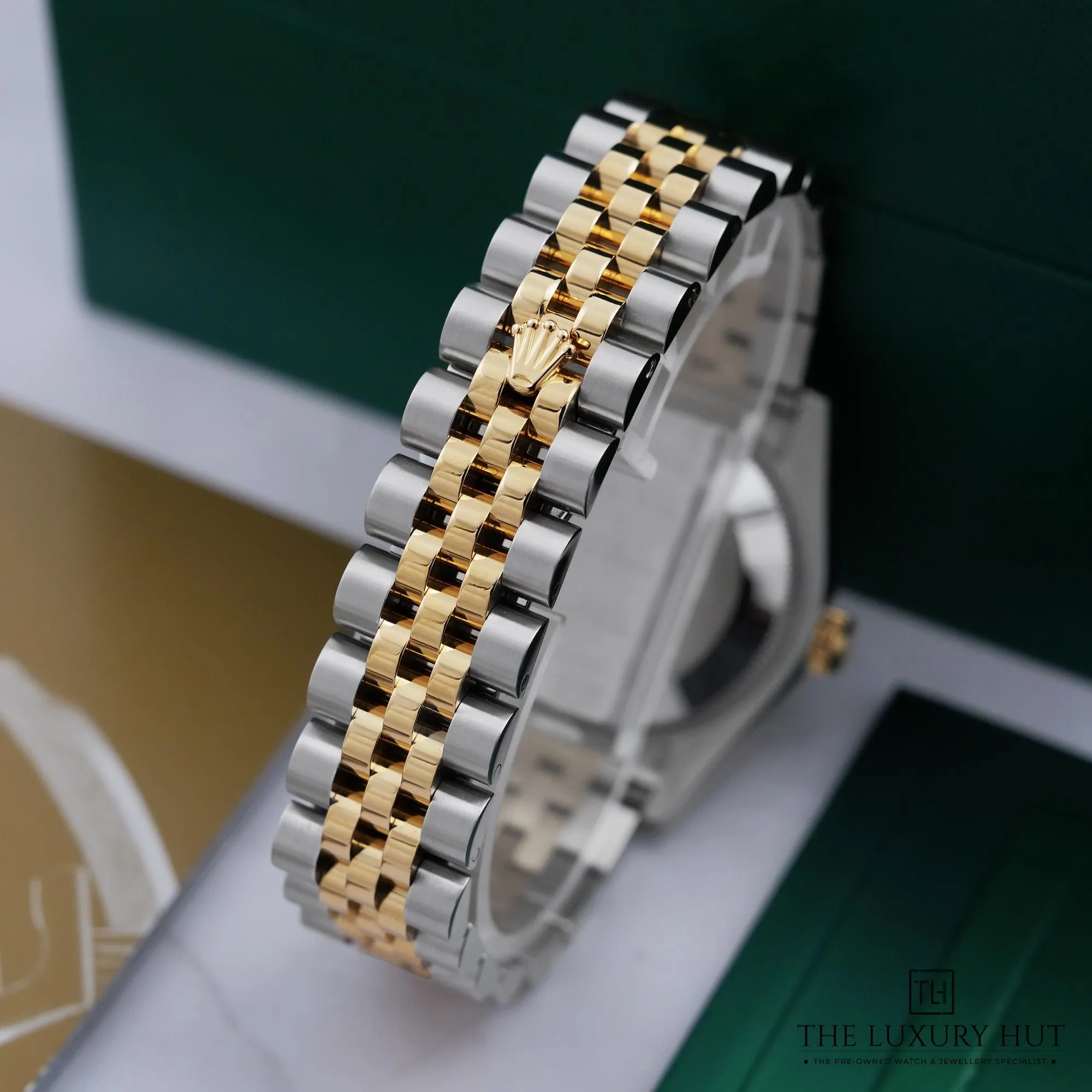 2026/06/70cc64ad-8aa4-4c5e-92d8-ff4ddcb085e2Rolex_Lady-Datejust_31_Steel_Gold_Champagne_Dial_52968-e.jpg.webp