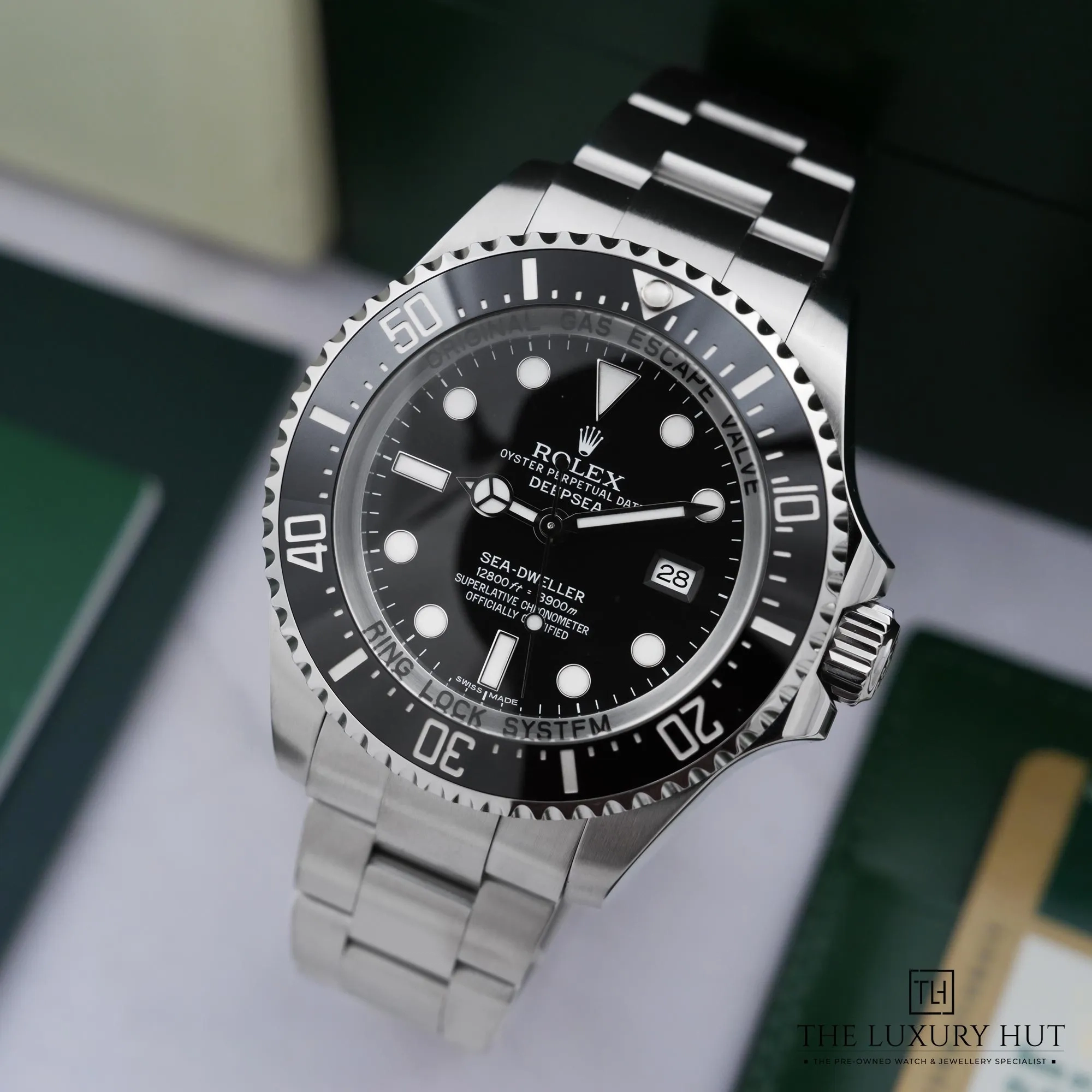 2026/06/71c25aaa-ac64-4e59-bb6c-27ee156f353cRolex_Sea-Dweller_Deepsea_Steel_44mm_Black_LB905-b.jpg.webp