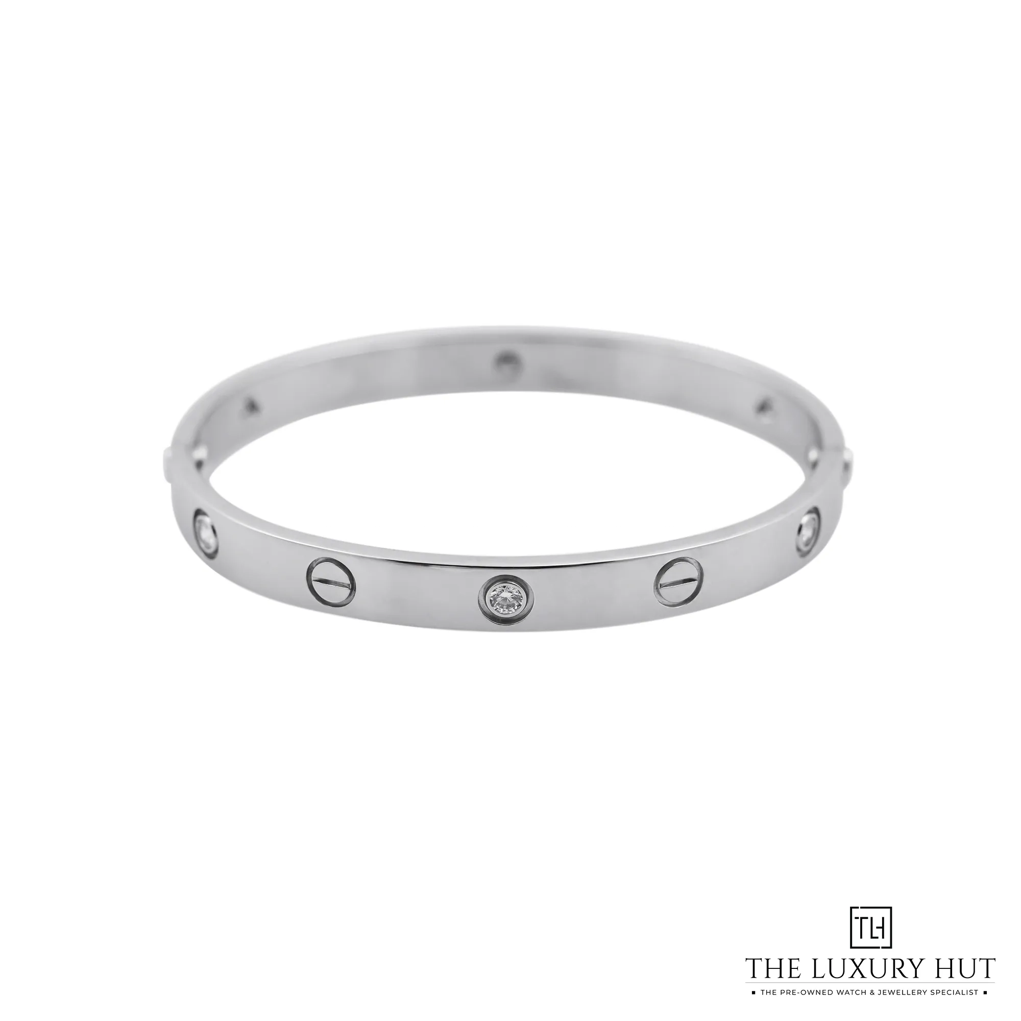 2026/06/71e55303-5eeb-48ff-904b-7b74ea85dea9Cartier_LOVE_Bracelet_Classic_Diamonds_White_Gold_52983-a.jpg.webp
