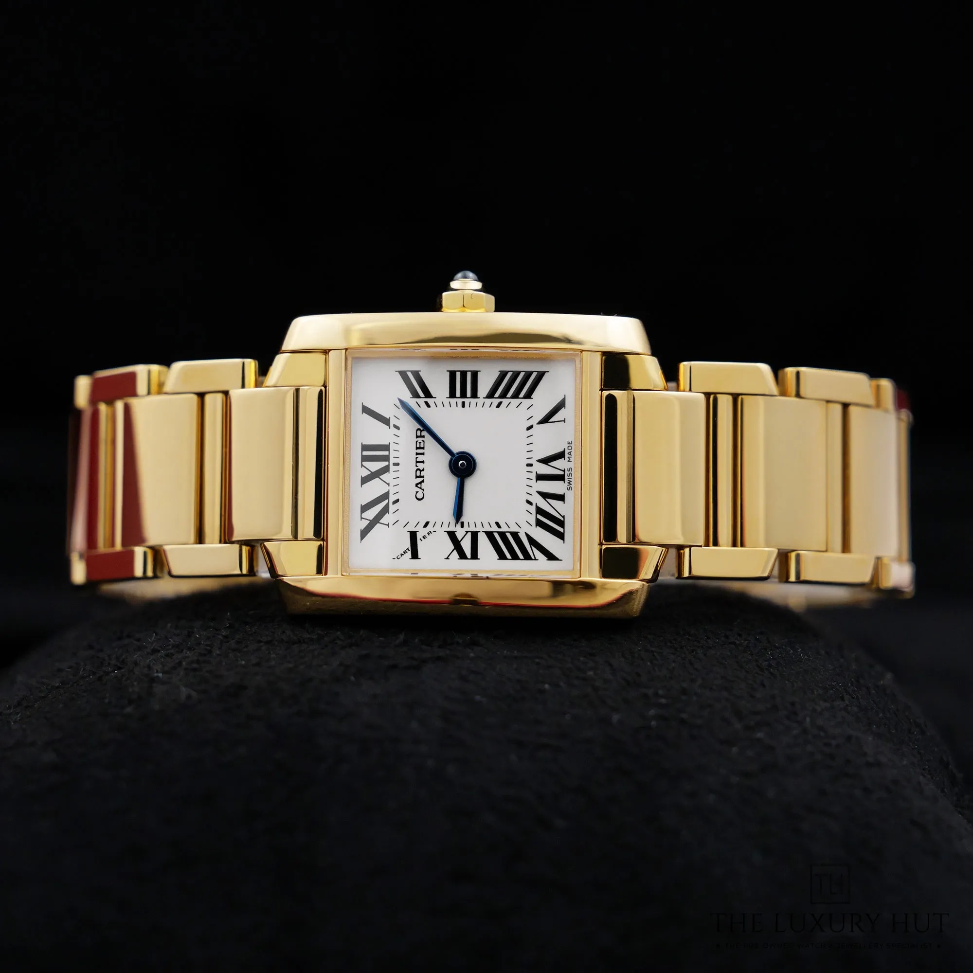 2026/06/7ed2cf91-e19e-4f73-8d73-2faf47cc5e3cCartier_Tank_Francaise_Yellow_Gold_White_Roman_53018-c.jpg.webp
