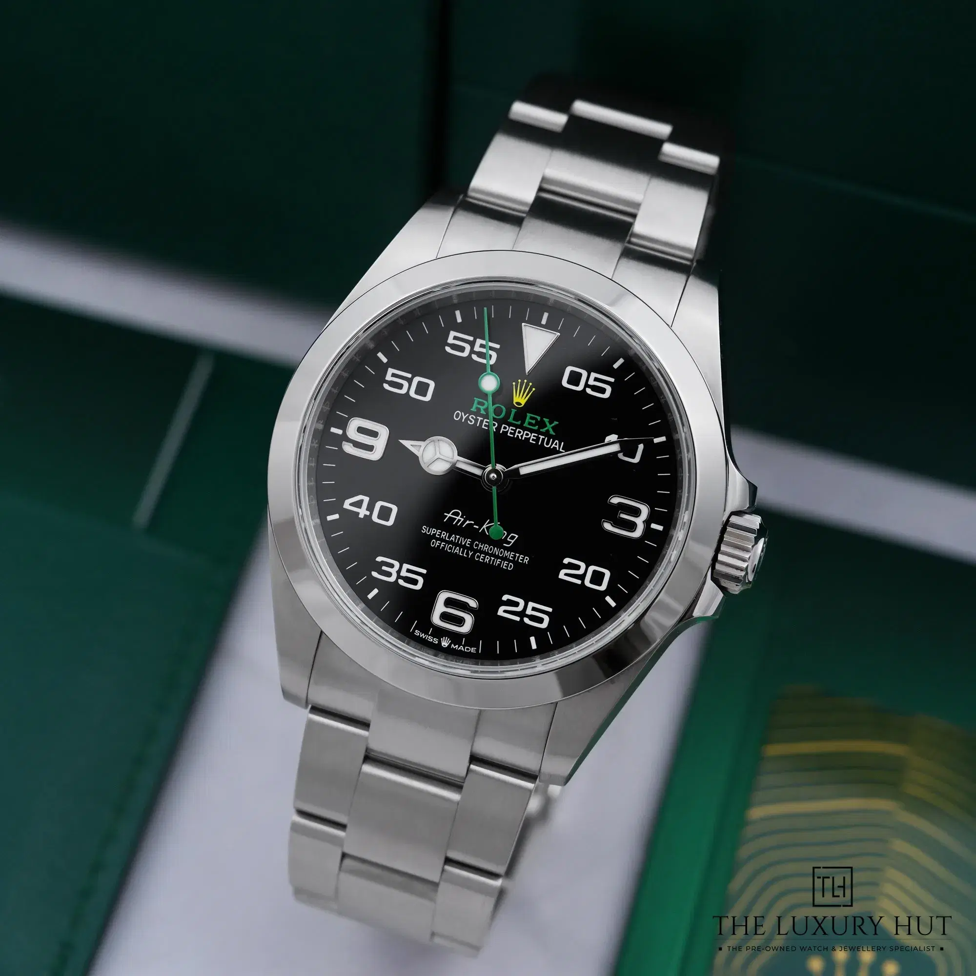 2026/06/882cd76a-518a-42a0-9ff6-4b5c8d4e4fdeRolex_Air-King_Steel_40mm_Black_Dial_LB925-b.jpg.webp