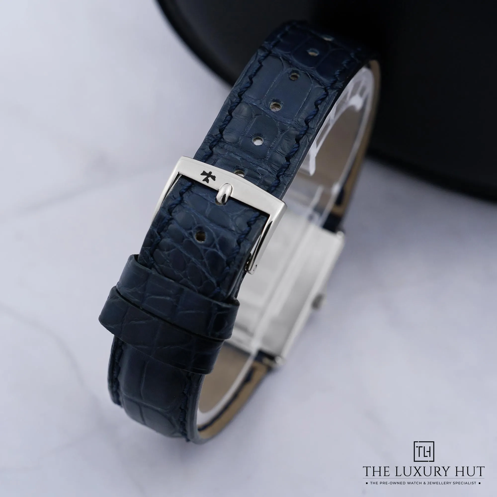 2026/06/8d23b27d-1b8b-4526-b934-299e1d3819eaVacheron_Constantin_White_Gold_Blue_Dial_52803-e.jpg.webp