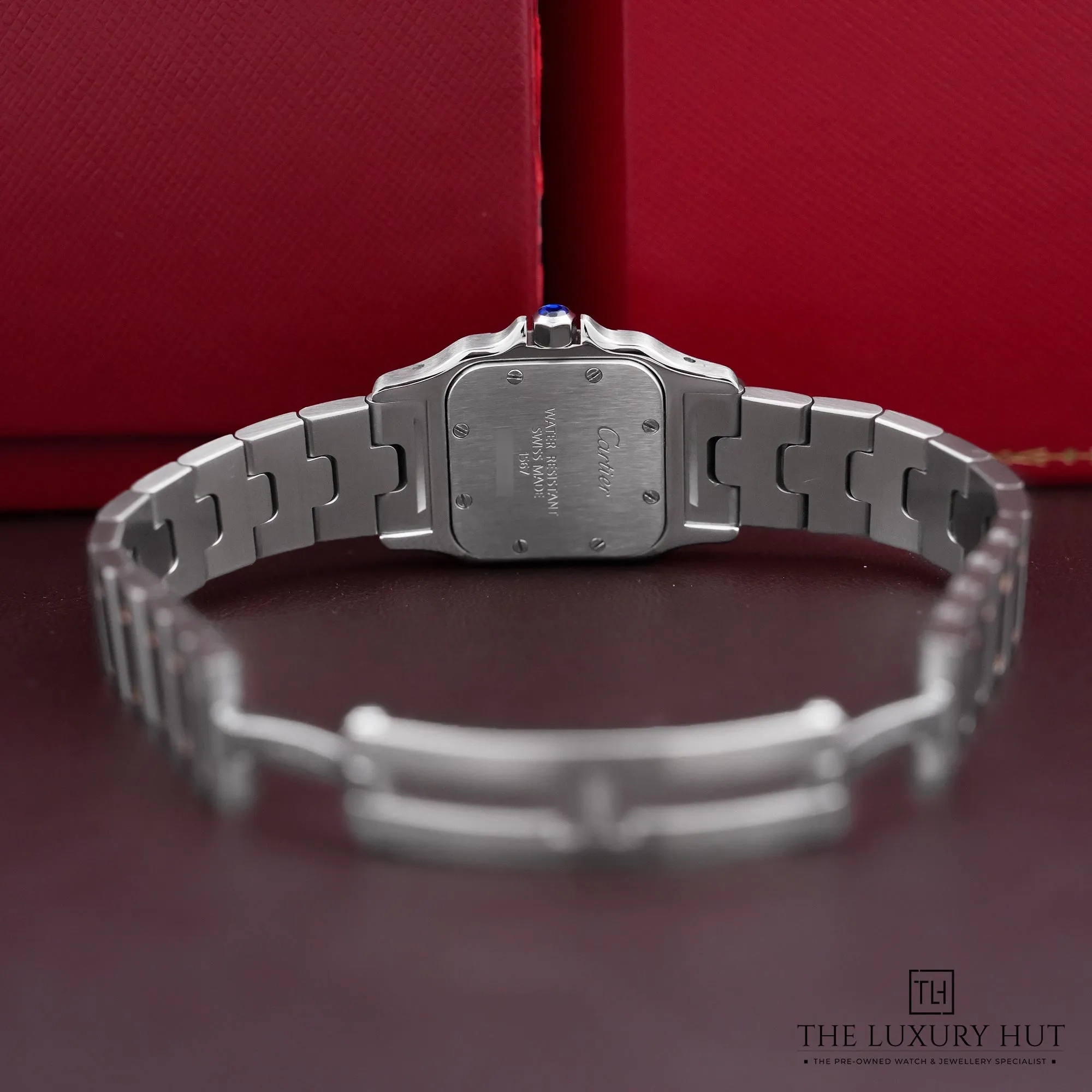 2026/06/8d32b074-9899-4fd5-820f-75686e42d53cCartier_Santos_Galbée_Steel_Gold_Titanium_Roman_52957-d.jpg.webp