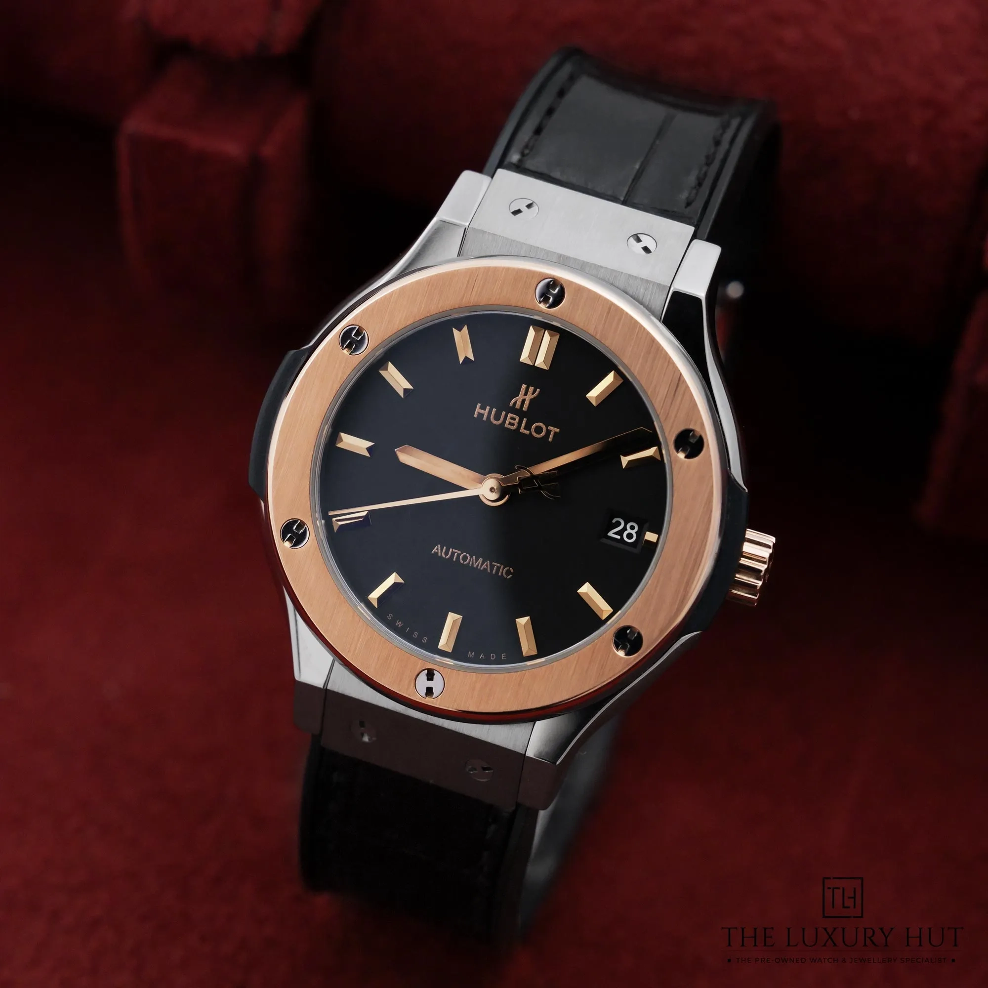 2026/06/92ff16ac-2219-43cf-ab9d-270f251e7cc3Hublot_Classic_Fusion_Titanium_Gold_38mm_Black_52978-b.jpg.webp