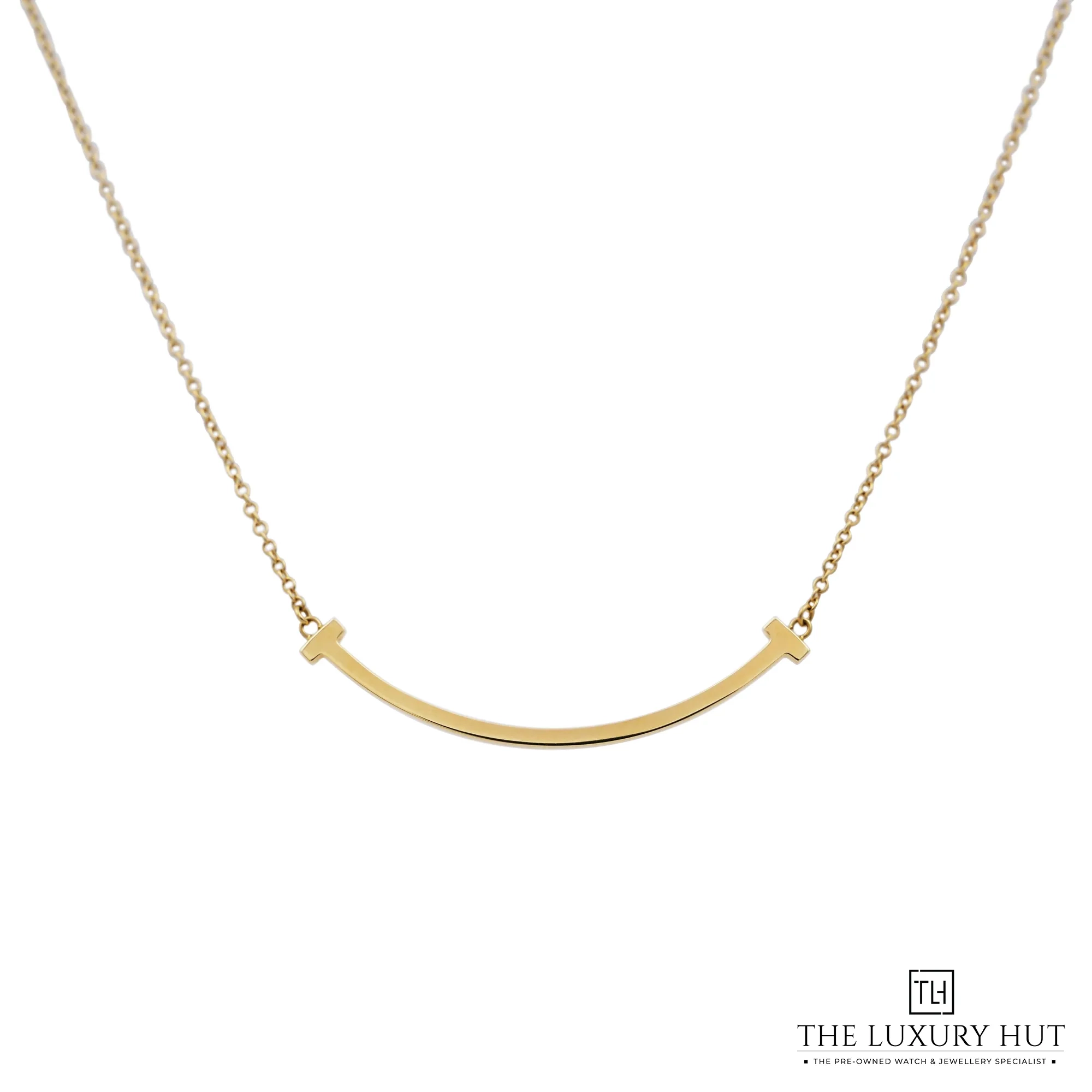 2026/06/9e82ca92-fc23-4649-8b0f-232088161265Tiffany_T_Yellow_Gold_Smile_Small_Pendant_53127-a.jpg.webp
