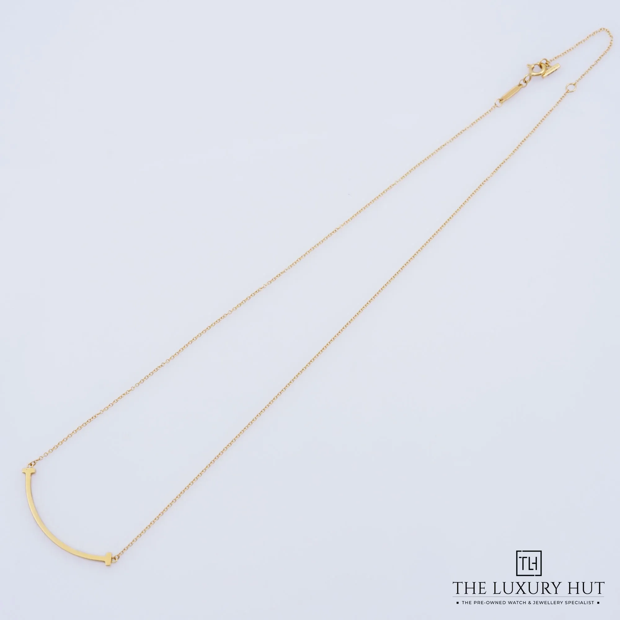 2026/06/a493efc0-88d6-4f9e-b0c4-2e6855c2ef99Tiffany_T_Yellow_Gold_Smile_Small_Pendant_53127-d.jpg.webp