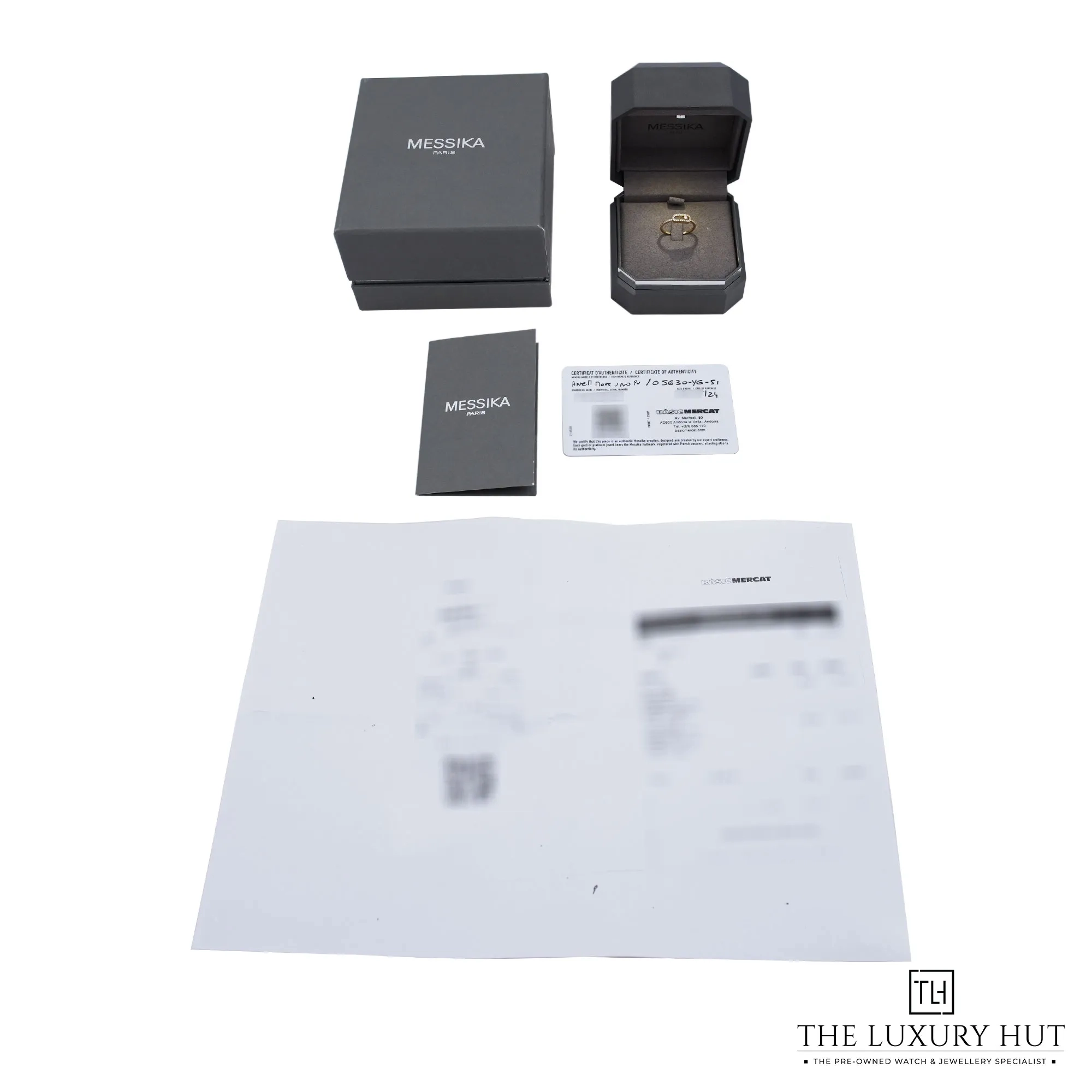 2026/06/ae577918-aec9-4302-b8ea-acb949323a19Messika_Move_Uno_Gold_Pavé_Diamond_Ring_53117-f.jpg.webp