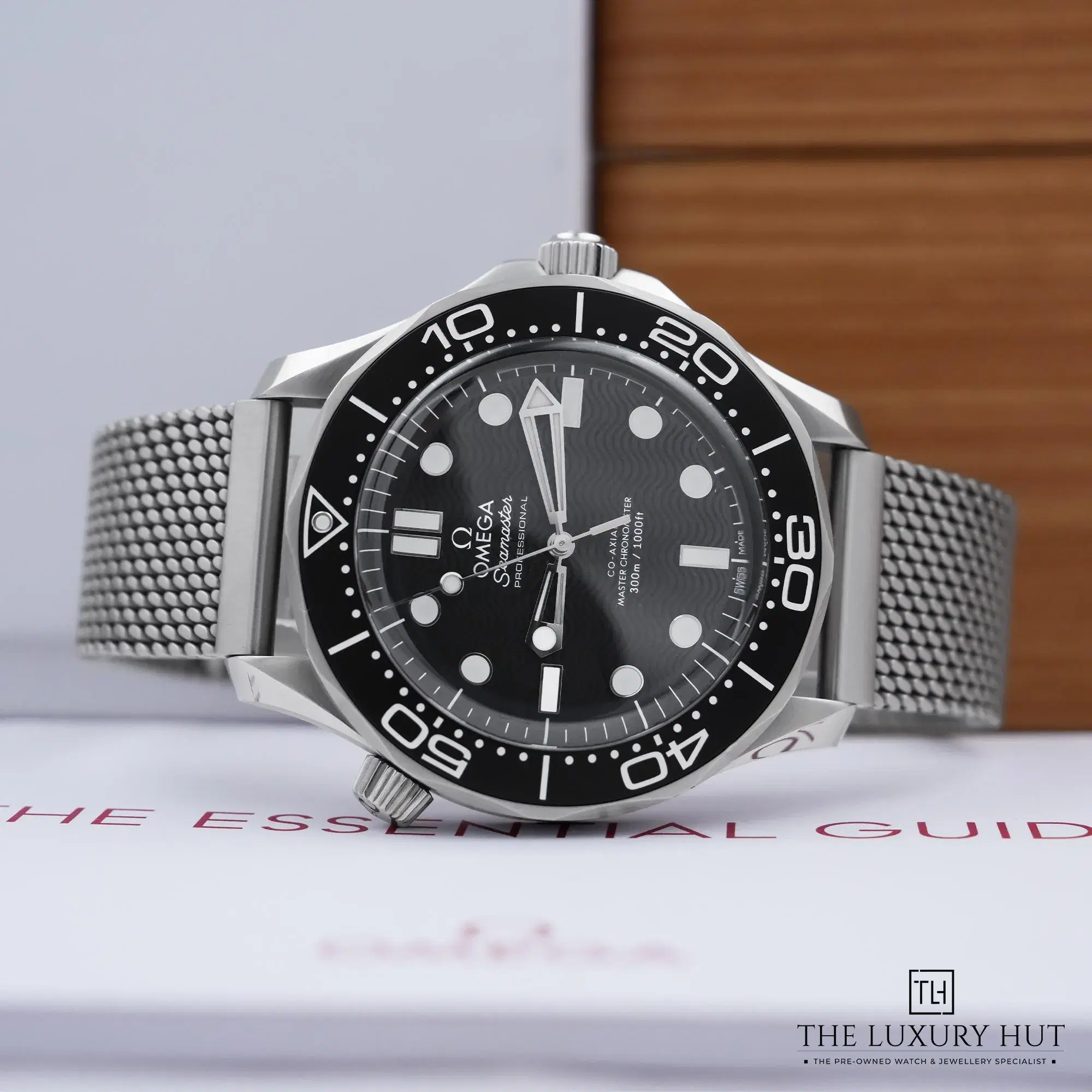 2026/06/b90eac74-2077-4ce2-a46f-10334e503b40Omega_Seamaster_Diver_300M_Steel_Black_Wave_53065-c.jpg.webp