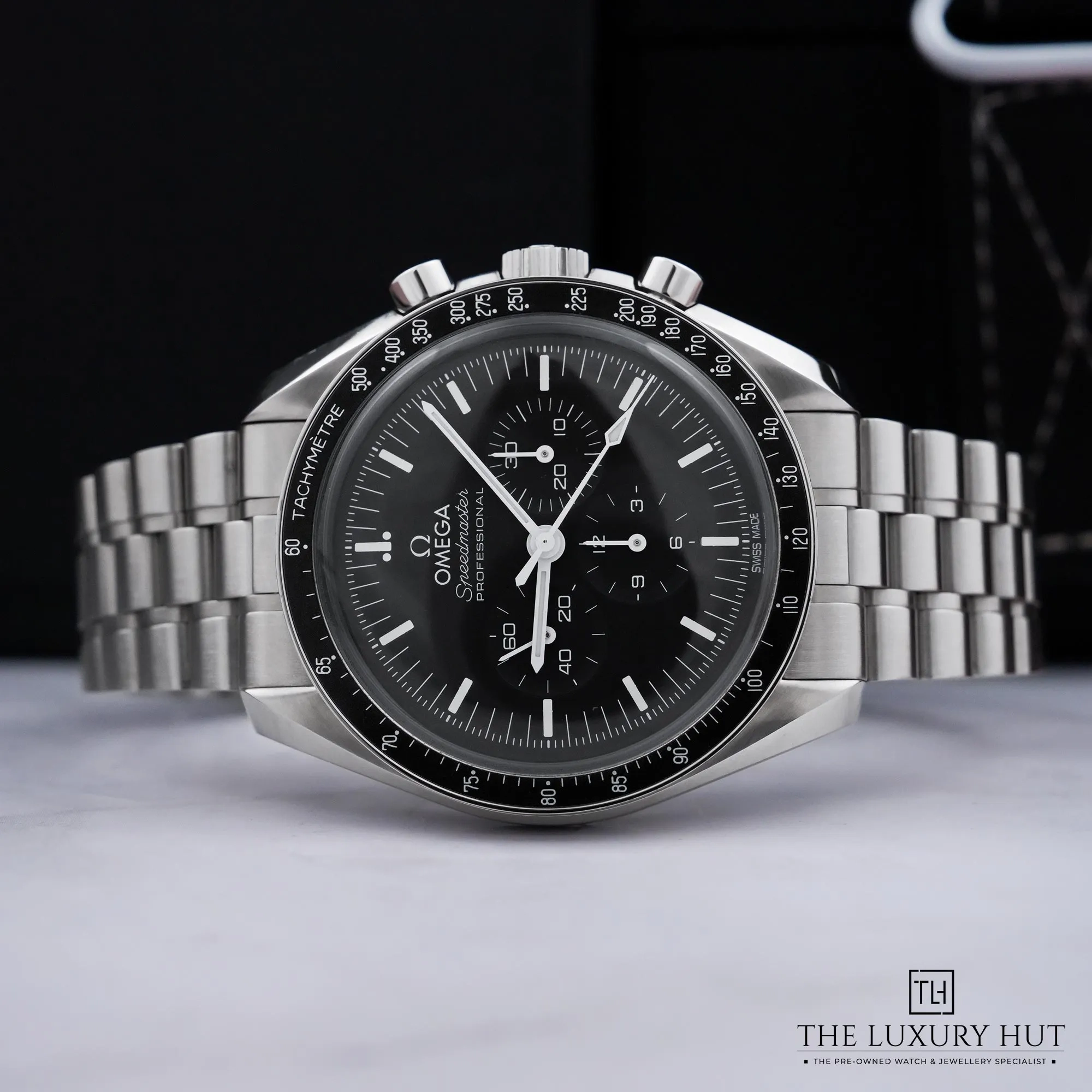 2026/06/bf60b282-4670-4600-9aae-40e54ddc3ec0Omega_Speedmaster_Moonwatch_Co-Axial_Master_LB946-c.jpg.webp