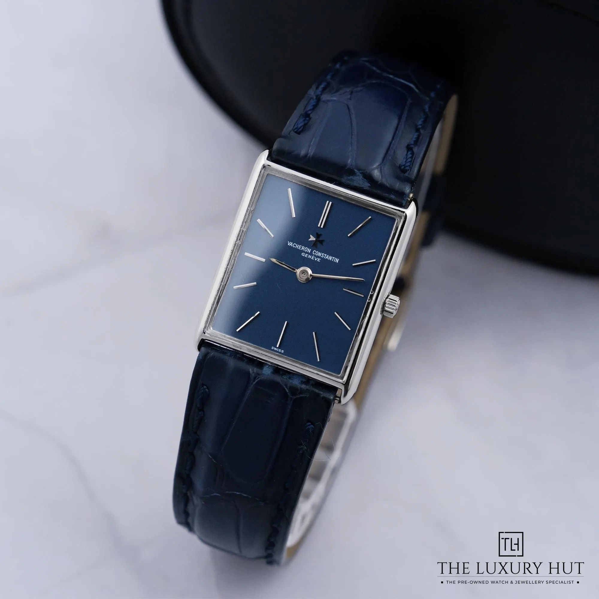 2026/06/c1ec9fdf-fd1a-4688-9676-caa07b4e2a0dVacheron_Constantin_White_Gold_Blue_Dial_52803-b.jpg.webp