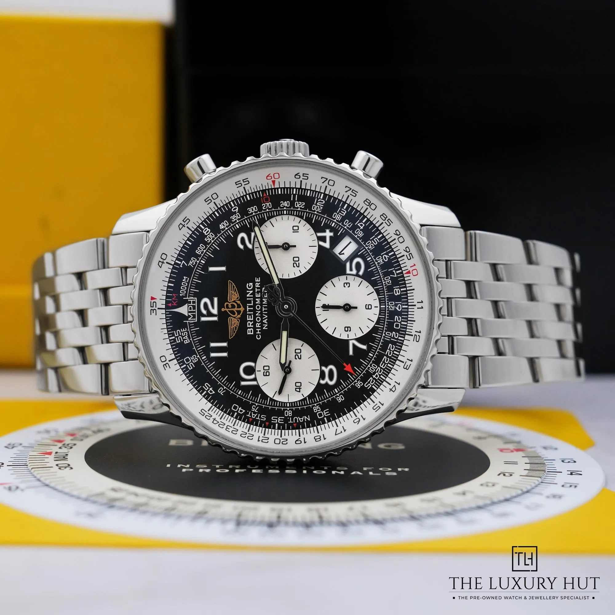 2026/06/c3e9aee1-2ff4-462a-b372-bd0c3f323f20Breitling_Navitimer_Chronograph_Steel_Black_Arabic_53025-c.jpg.webp