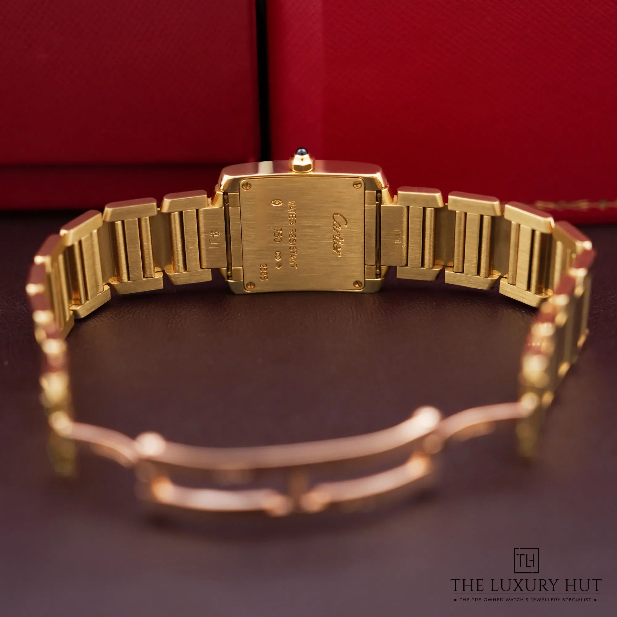 2026/06/c3eeca66-bcd6-45c6-82c5-7984be5a23abCartier_Tank_Francaise_Yellow_Gold_White_Roman_53018-d.jpg.webp