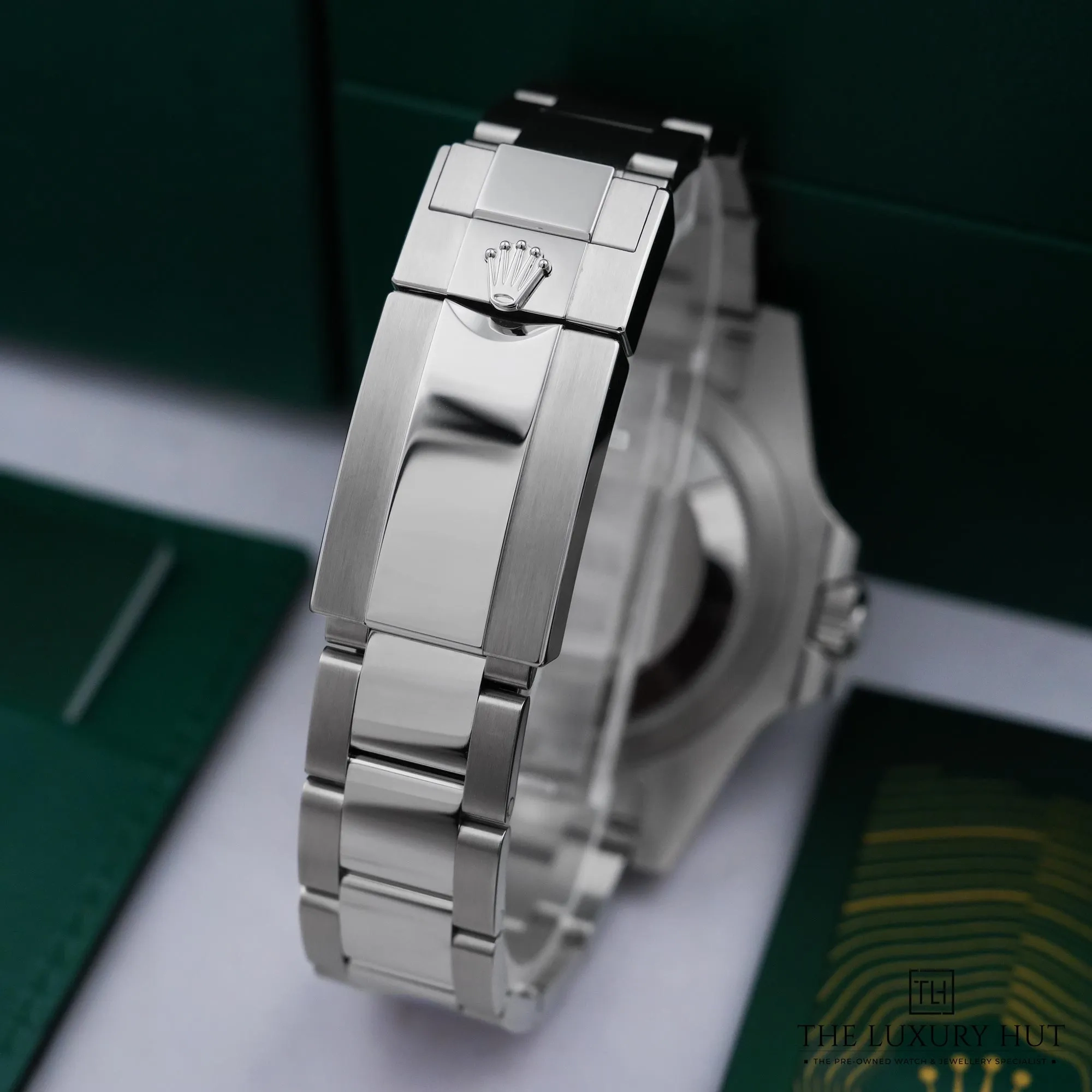 2026/06/d049f4e9-1cc7-4e90-b71a-ec017c2cf2e5Rolex_GMT-Master_II_BATMAN_40mm_Black_Dial_53077-e.jpg.webp