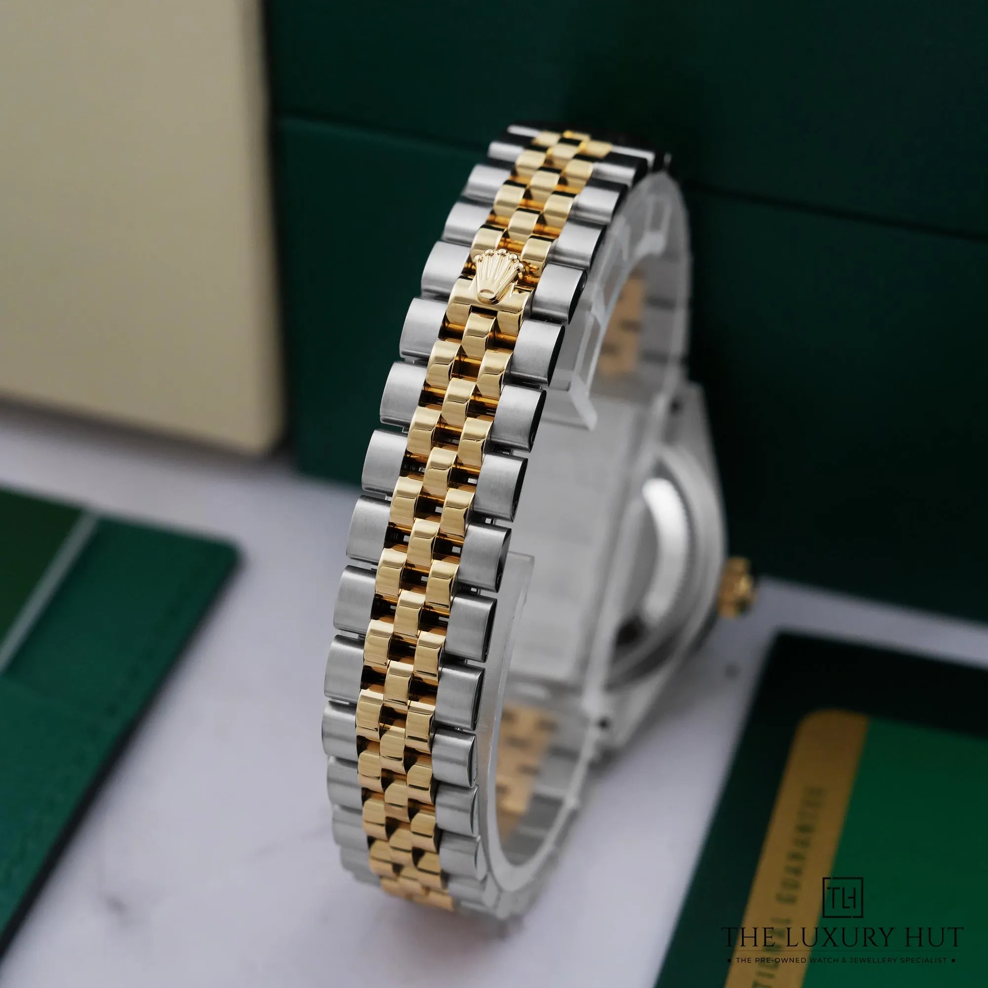 2026/06/d20485de-ec0d-4cbe-bb77-dd943a7d5851Rolex_Lady-Datejust_28mm_Mint_Green_Diamond_53016-e.jpg.webp