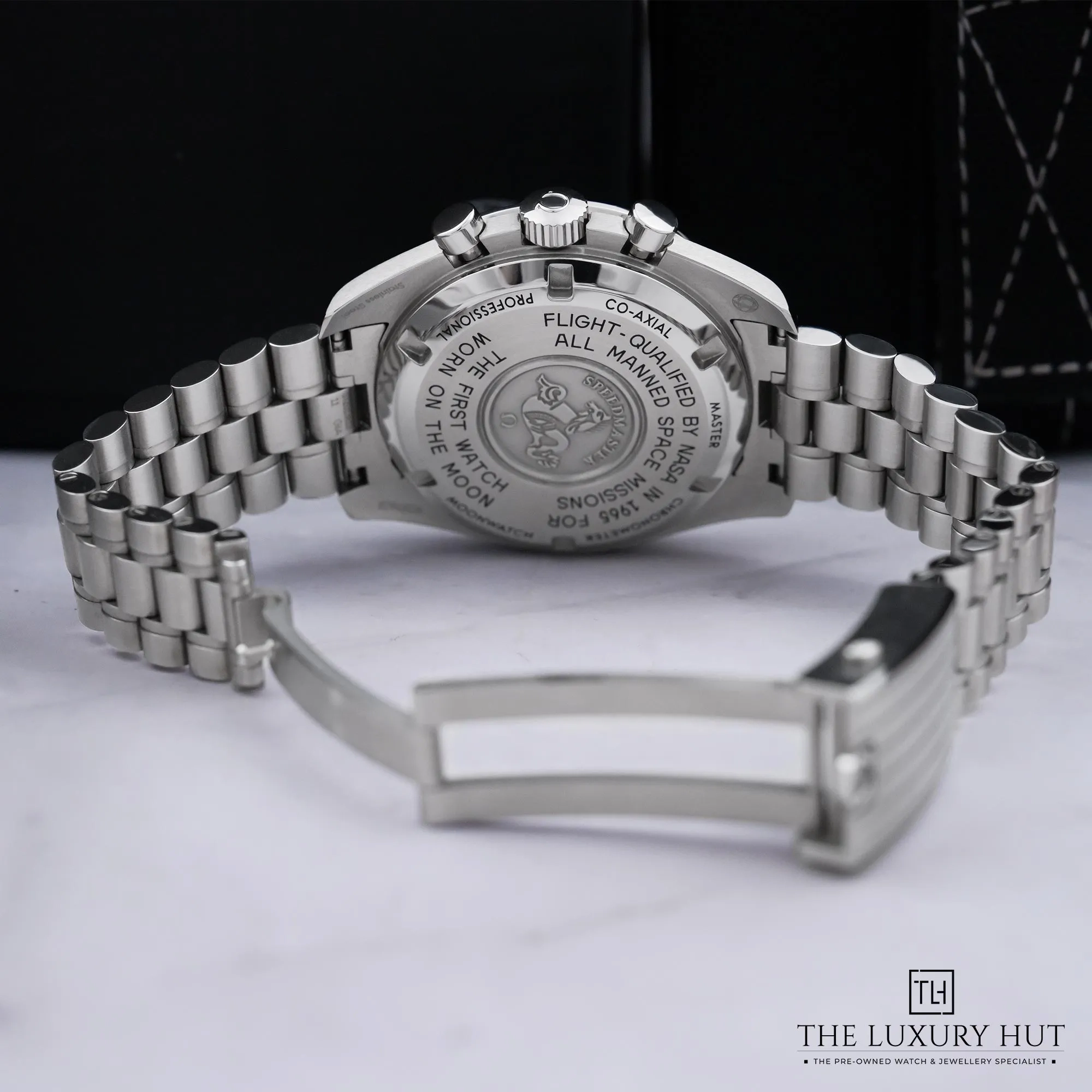 2026/06/f4d7b0a8-a69a-4fa1-b896-408262e7b20eOmega_Speedmaster_Moonwatch_Co-Axial_Master_LB946-d.jpg.webp