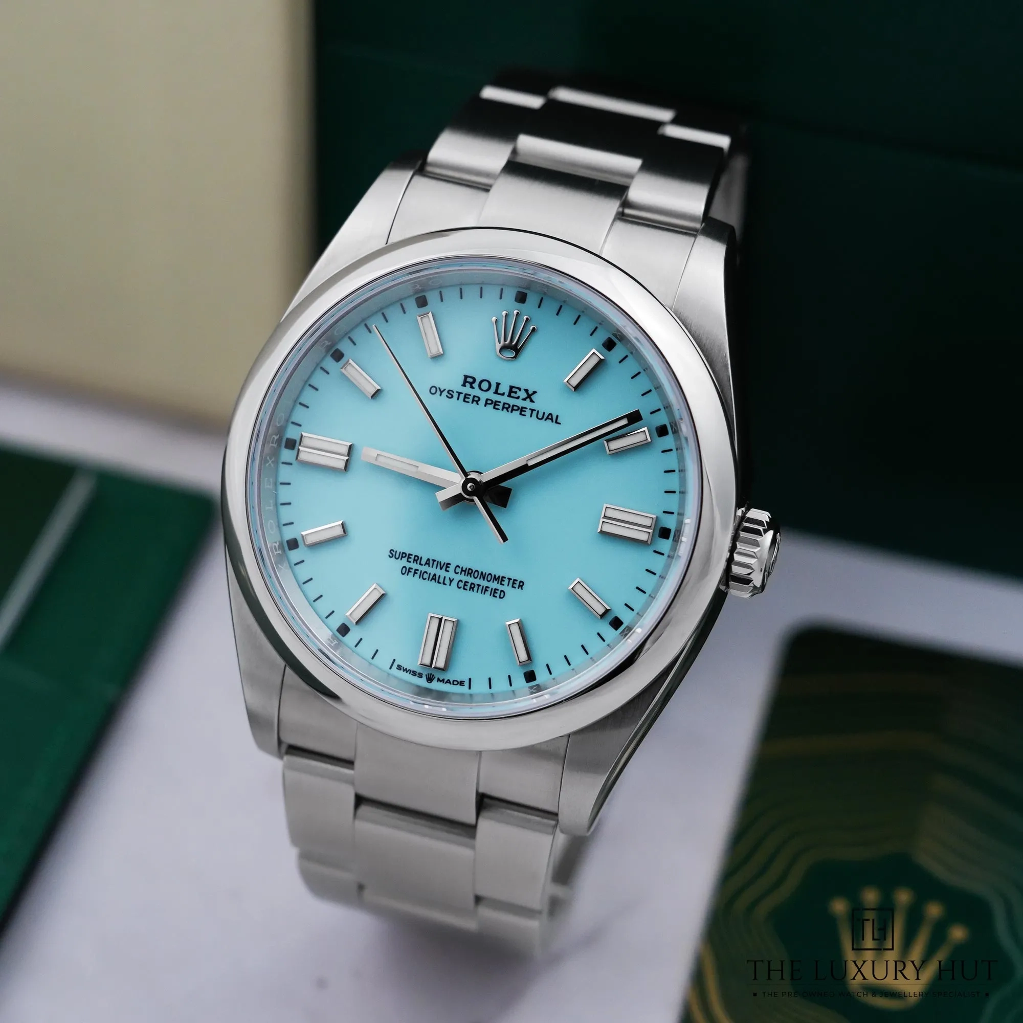 2026/06/f8d4dd39-ee06-4543-82be-bb2026ccd91dRolex_Oyster_Perpetual_36_Steel_Turquoise_Blue_LB922-b.jpg.webp