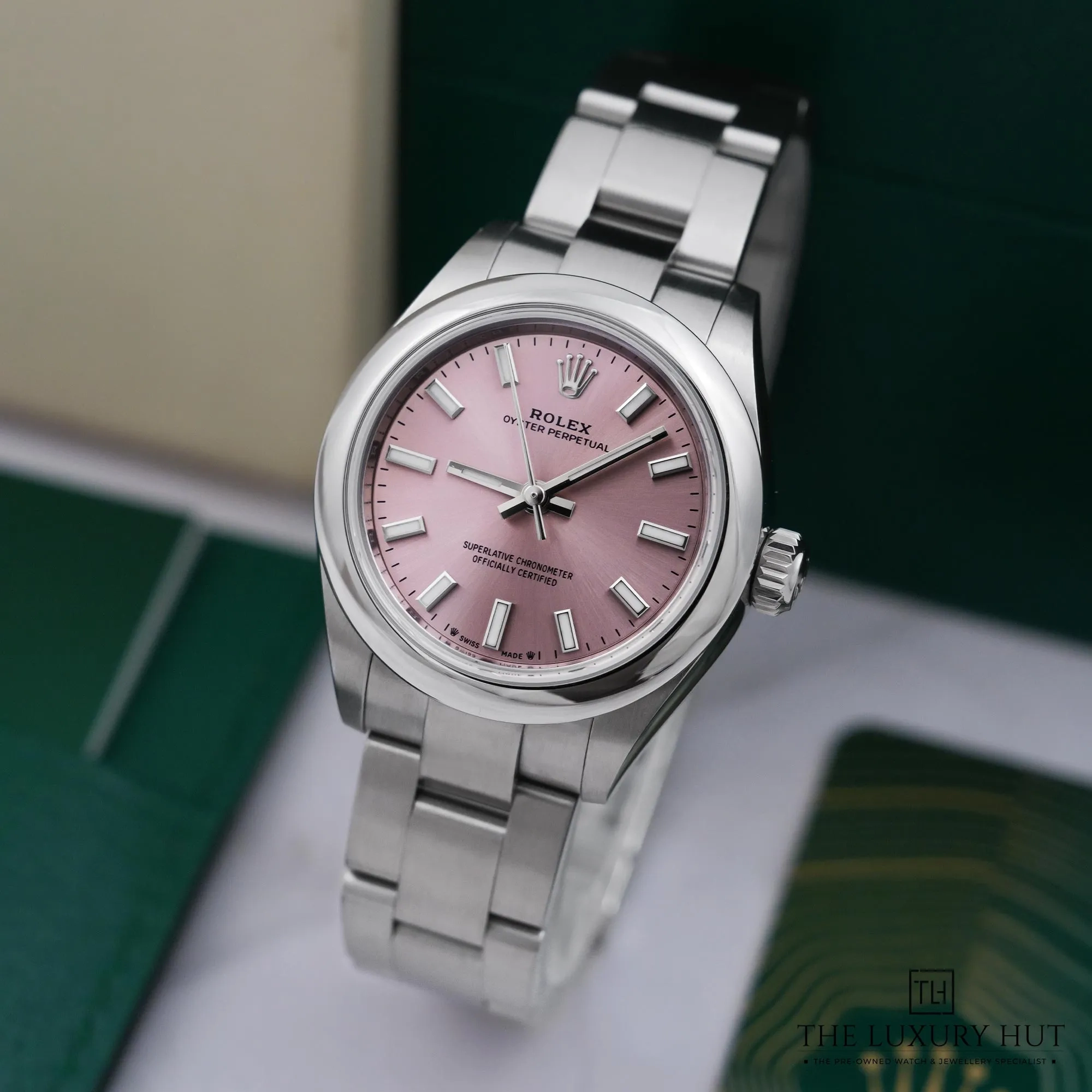 2026/07/02562fb8-8eb3-42e0-a98f-3b40be3f258fRolex_Oyster_Perpetual_28mm_Steel_Pink_Dial_53069-b.jpg.webp