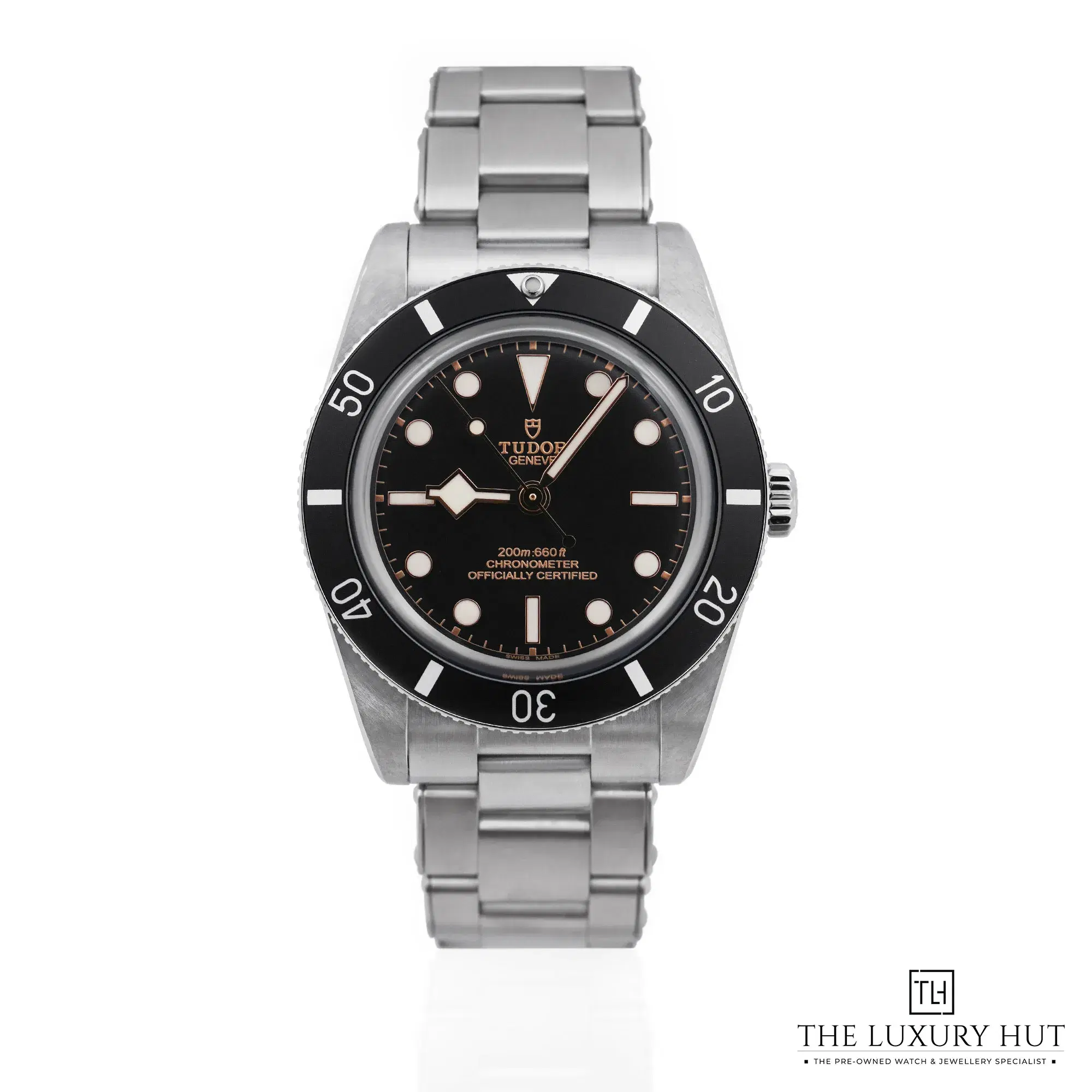 2026/07/052767f7-a3fb-4ffb-8c36-55287d4eaa07Tudor_Black_Bay-54__Steel_37mm_Black_53074-a.jpg.webp