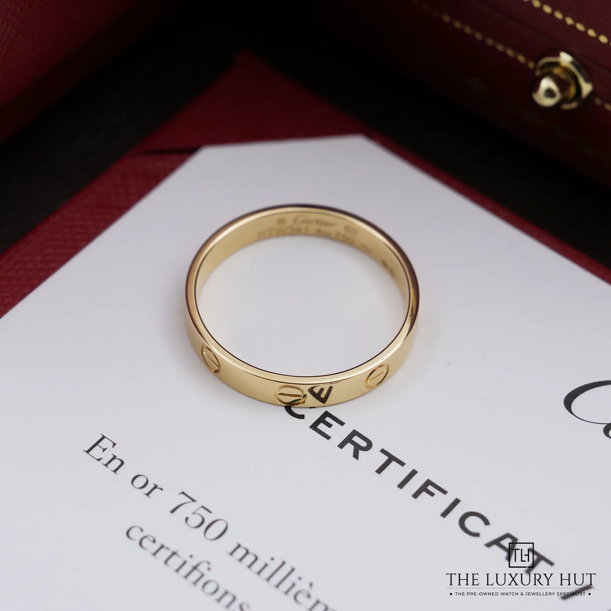 2026/07/07550c58-efaf-483a-9b2d-3fff47abbc25Cartier_LOVE_Small_Yellow_Gold_Wedding_Band_53098-c.jpg.webp