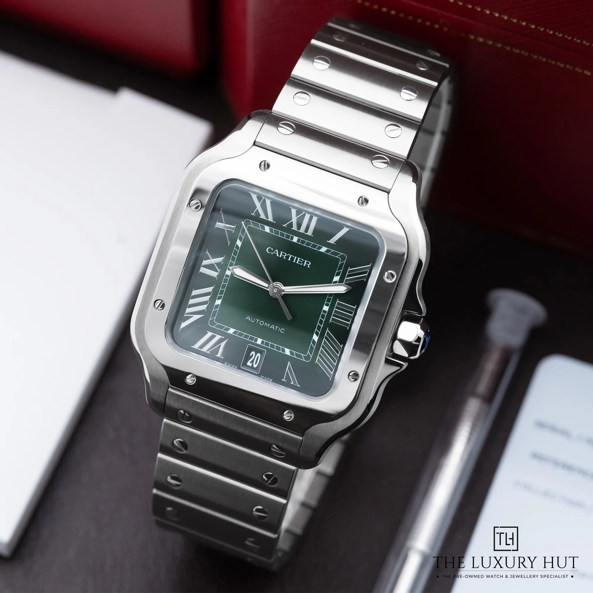 2026/07/257005c0-8746-41ee-b6cb-2f0d35f289a3Cartier_Santos_De_Large_Steel_Green_Dial_LB973-b.jpg.webp