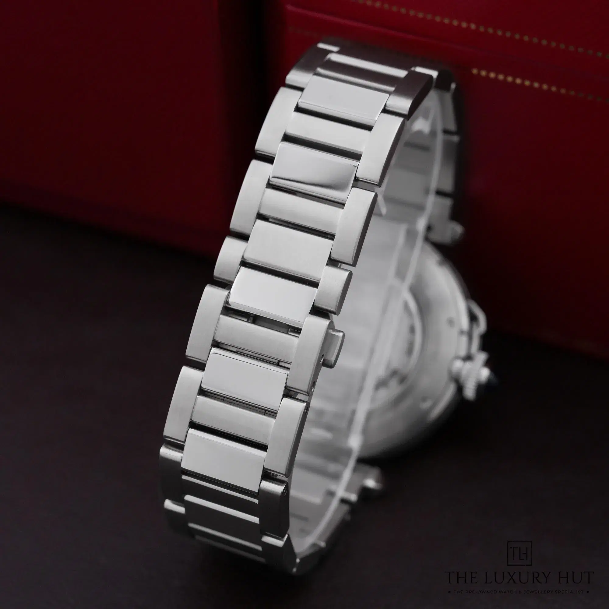 2026/07/2d457bd9-7191-4856-8dff-9593dcd0b9e1Cartier_Pasha_de_Cartier_Steel_41mm_Silver_LB966-e.jpg.webp
