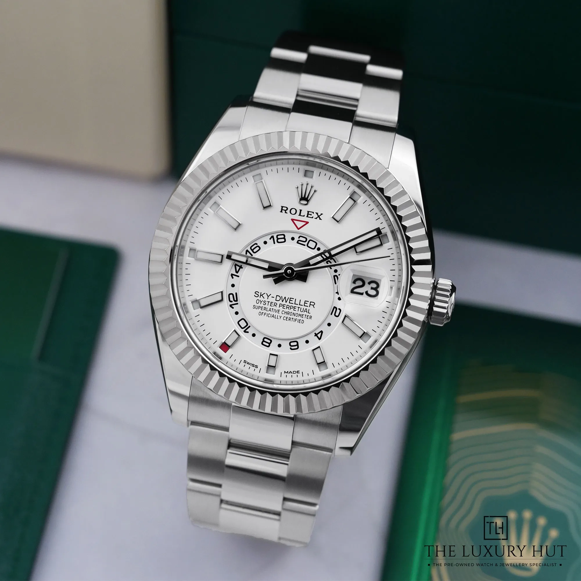 2026/07/2d9c5a0e-4277-4ff0-ad17-d2aeb0b764d9Rolex_Sky-Dweller_42mm_White_Dial_LB959-b.jpg.webp