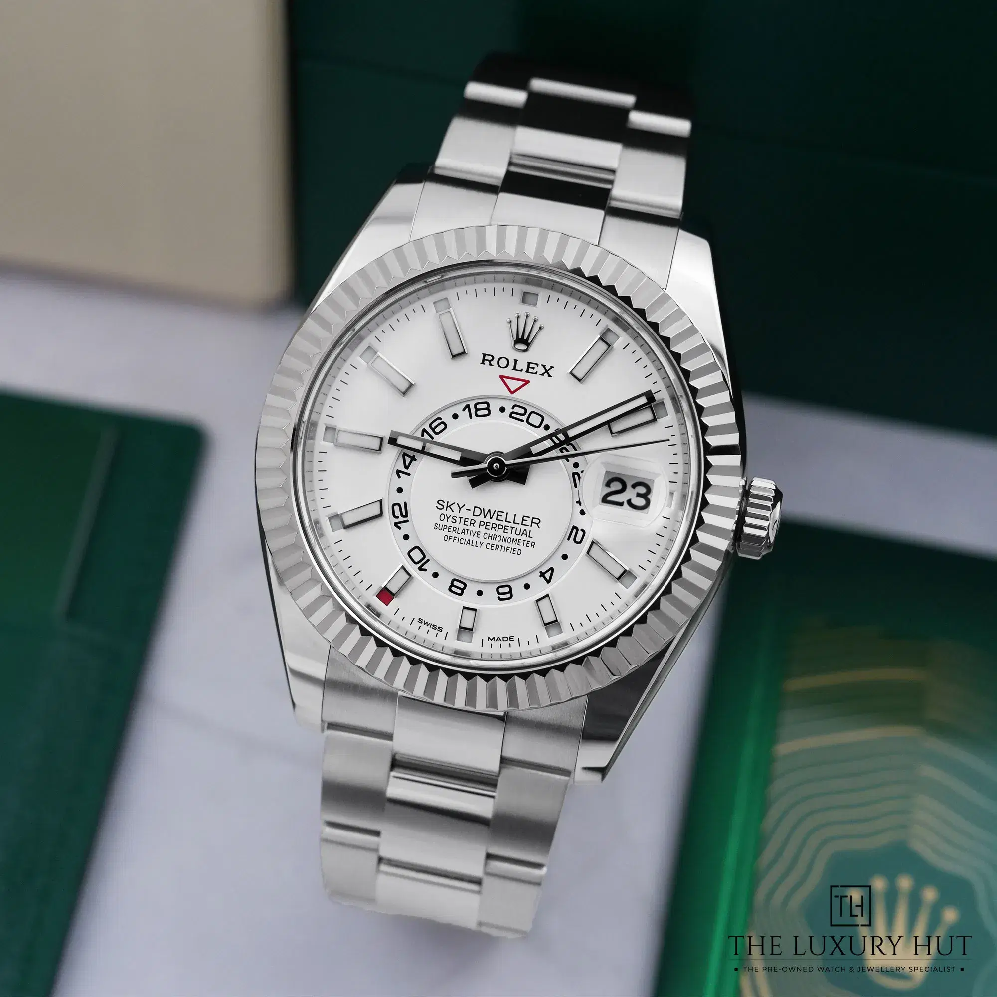 2026/07/2d9c5a0e-4277-4ff0-ad17-d2aeb0b764d9Rolex_Sky-Dweller_42mm_White_Dial_LB959-b.jpg.webp