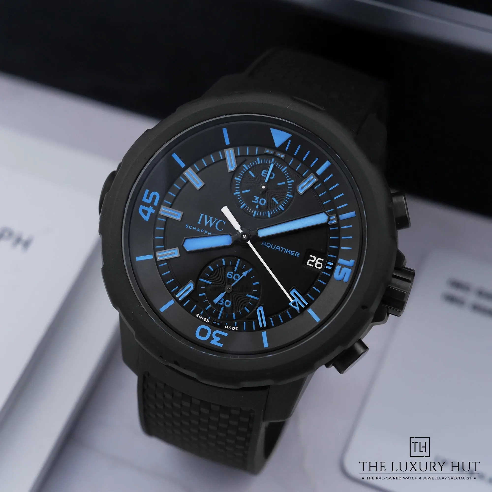 2026/07/35a40a1a-b520-487d-9980-68e4201af066IWC_Aquatimer_Chronograph_Black_53210-b.jpg.webp