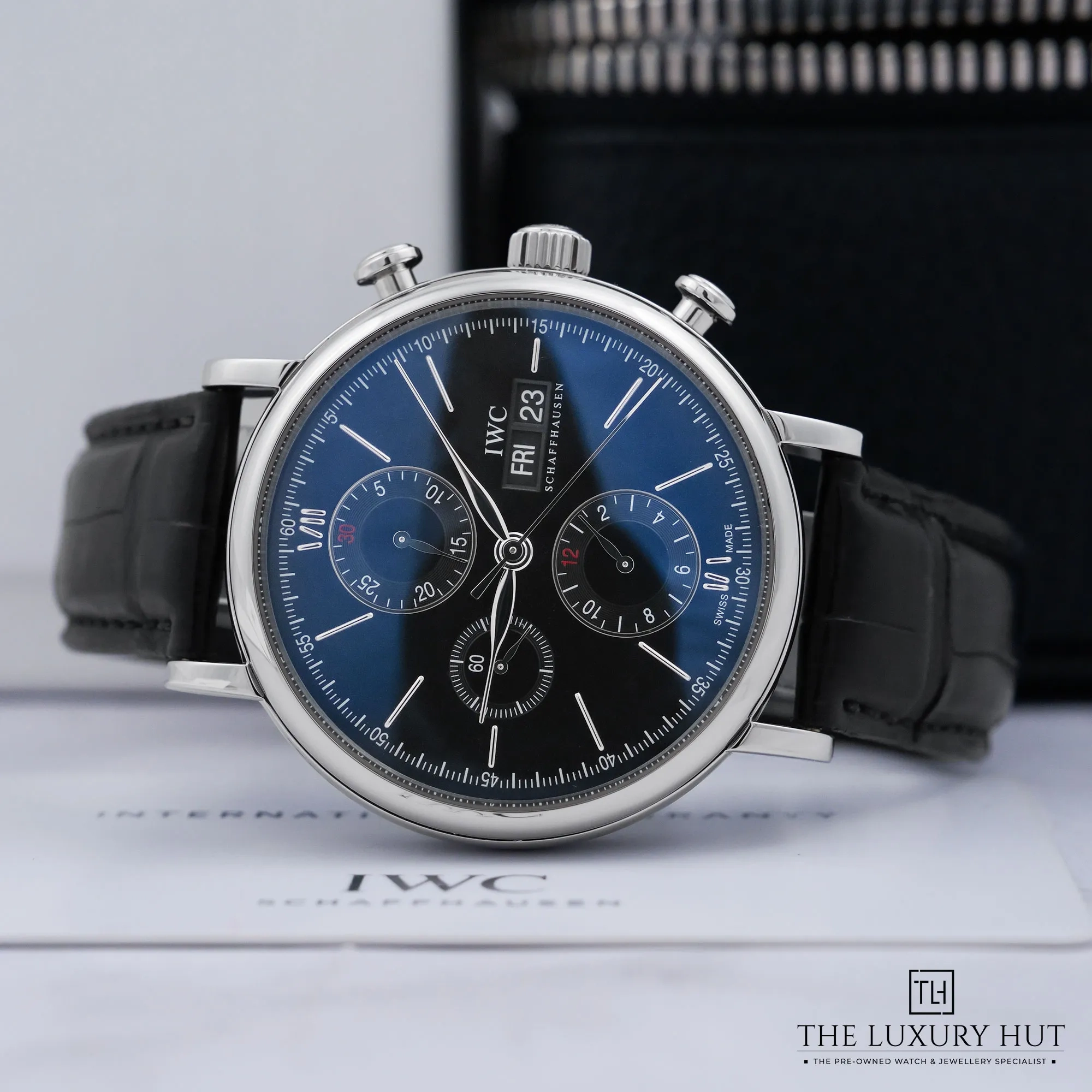 2026/07/37378c37-1a63-411c-ae9f-ae208b93c3bbIWC_Portofino_Chronograph_Steel_42mm_Black_LB952-c.jpg.webp