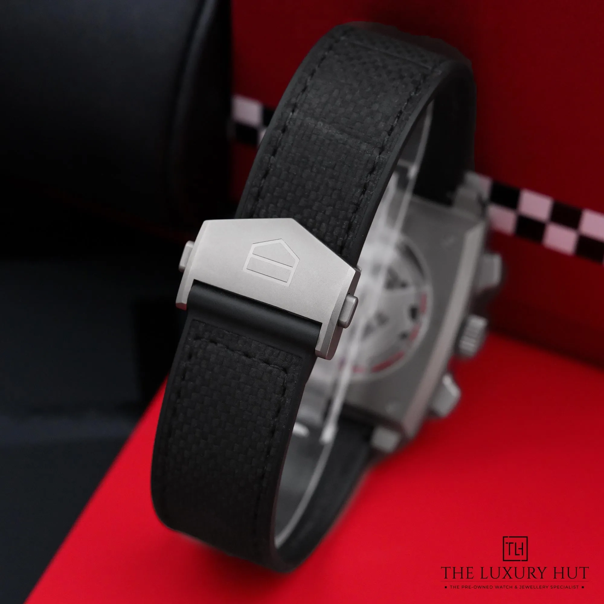 2026/07/4a8da520-8b83-49f6-8d25-510506bc31daTAG_Heuer_Monaco_Chronograph_Titanium_Skeleton_LB986-e.jpg.webp