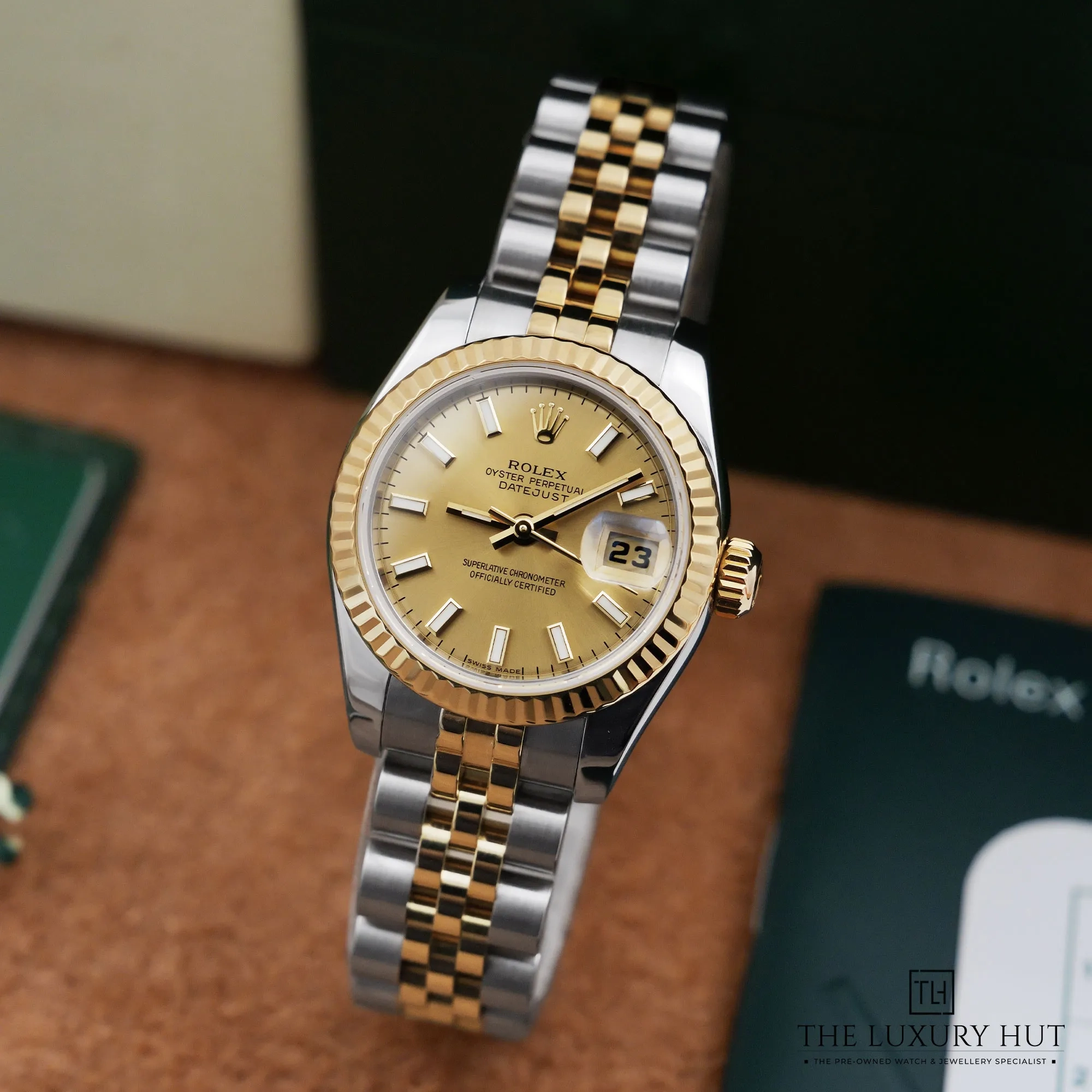 2026/07/4ca94577-65b3-4792-92e6-35baa6afb3abRolex_Lady-Datejust_Steel_Gold_26mm_Champagne_53175-b.jpg.webp