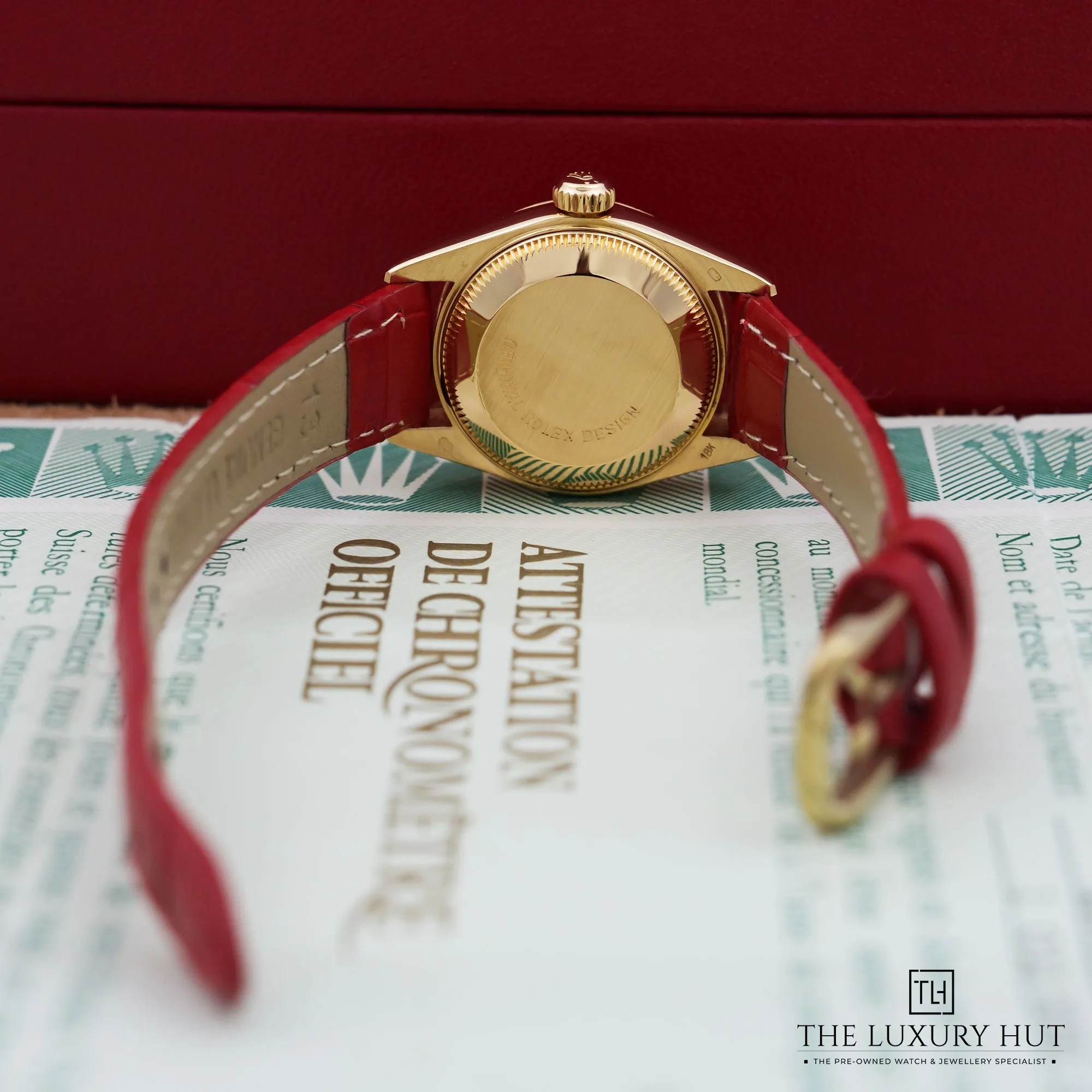 2026/07/54c8445a-d6cc-478b-a711-3d627596a831Rolex_Lady-Datejust_Gold_26_Champagne_Baton_52989-d.jpg.webp