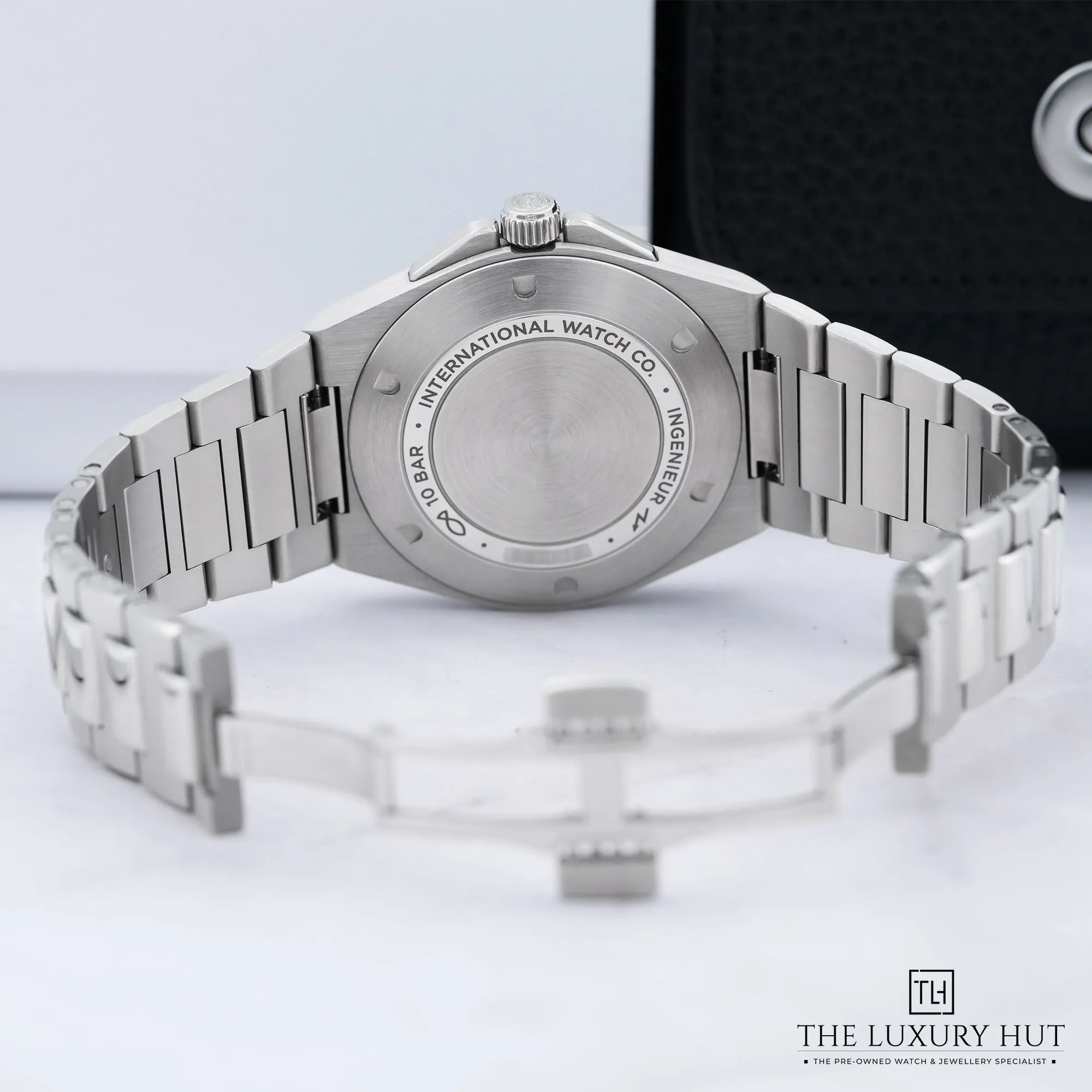 2026/07/5768c782-ca32-4cd2-9ce8-a2002d89d379IWC_Ingenieur_Steel_40mm_Aqua_Blue_LB950-c.jpg.webp