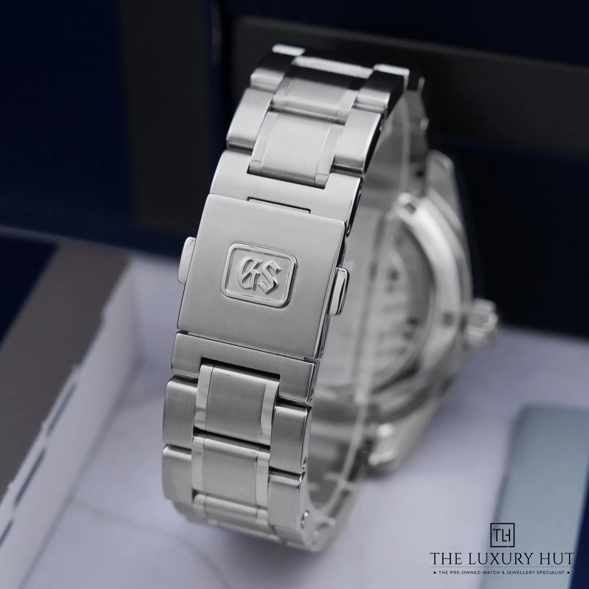 2026/07/6e5bd221-2851-461c-a364-d620325a4cd7Grand_Seiko_Heritage_Spring_Drive_Midnight_Blue_53181-e.jpg.webp