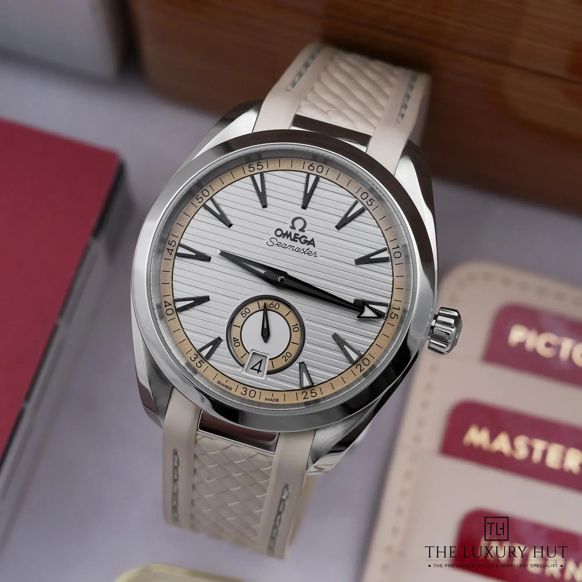 2026/07/72d2258a-00e9-4c9e-ae06-2ac6d66948b4Omega_Seamaster_Aqua_Terra_150M_Blue_53102-bb.jpg.webp