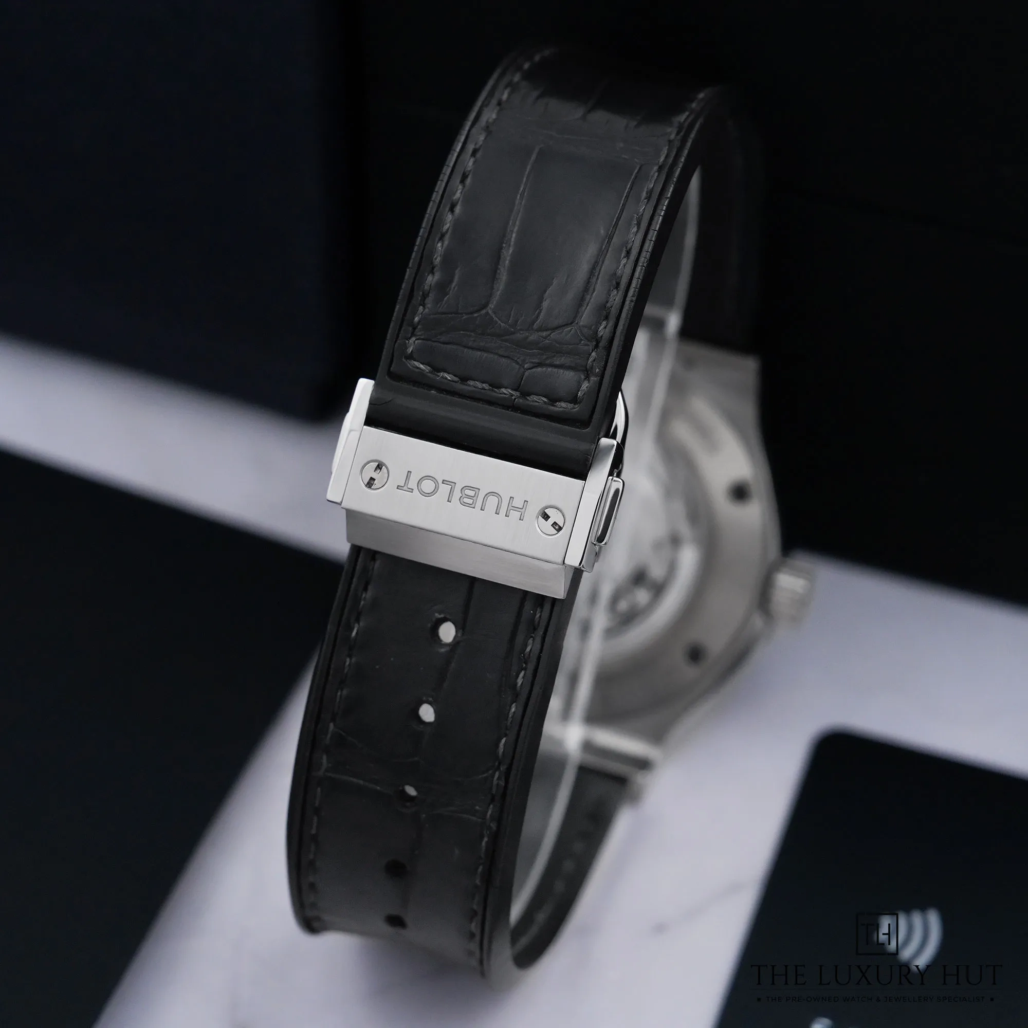 2026/07/7449d711-5a45-43ff-ae46-fd8b62ca08eaHublot_Classic_Fusion_Racing_Grey_Titanium_53101-e.jpg.webp