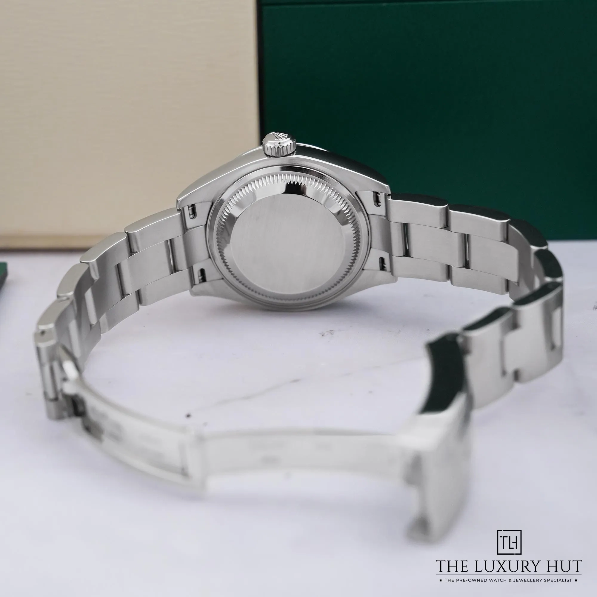 2026/07/767a905d-c3a0-4135-b218-e11a896c57fdRolex_Oyster_Perpetual_28mm_Steel_Pink_Dial_53069-d.jpg.webp