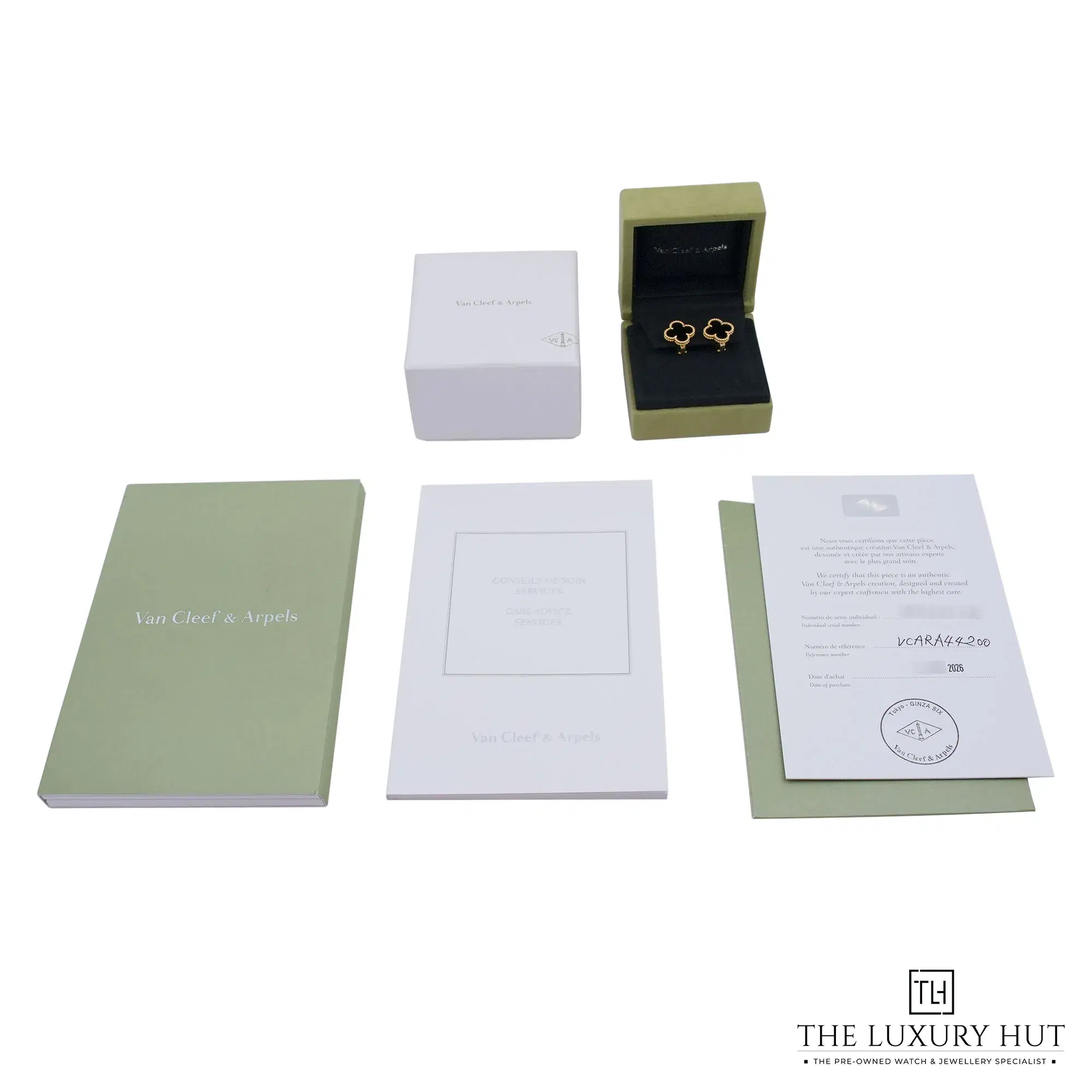 2026/07/795f5c33-678d-4850-8cbc-d0b1ca24f160Van_Cleef_18ct_Yellow_Gold_Onyx_Earrings_53257-e.jpg.webp