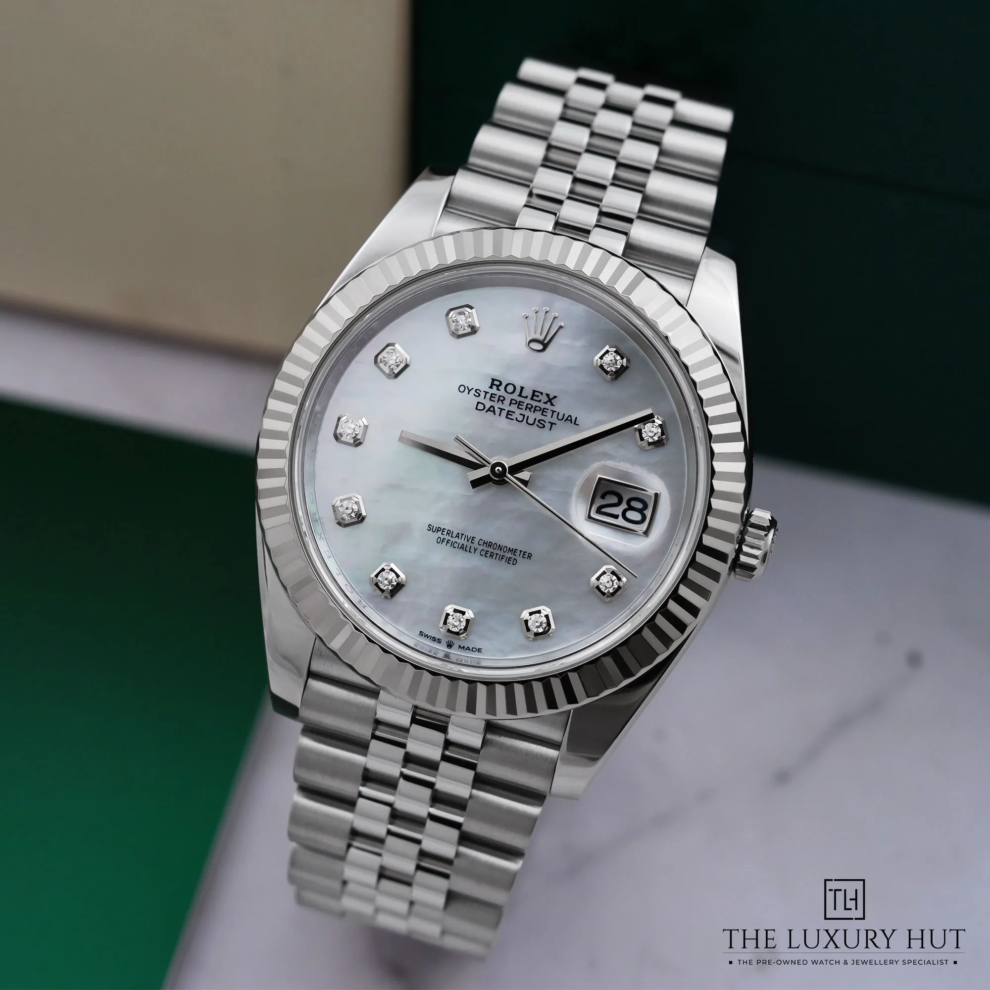 2026/07/7bcc5874-5342-4bb9-b635-0d48660ab496Rolex_Datejust_41_Steel_Gold_MOP_Diamond_53106-b.jpg.webp
