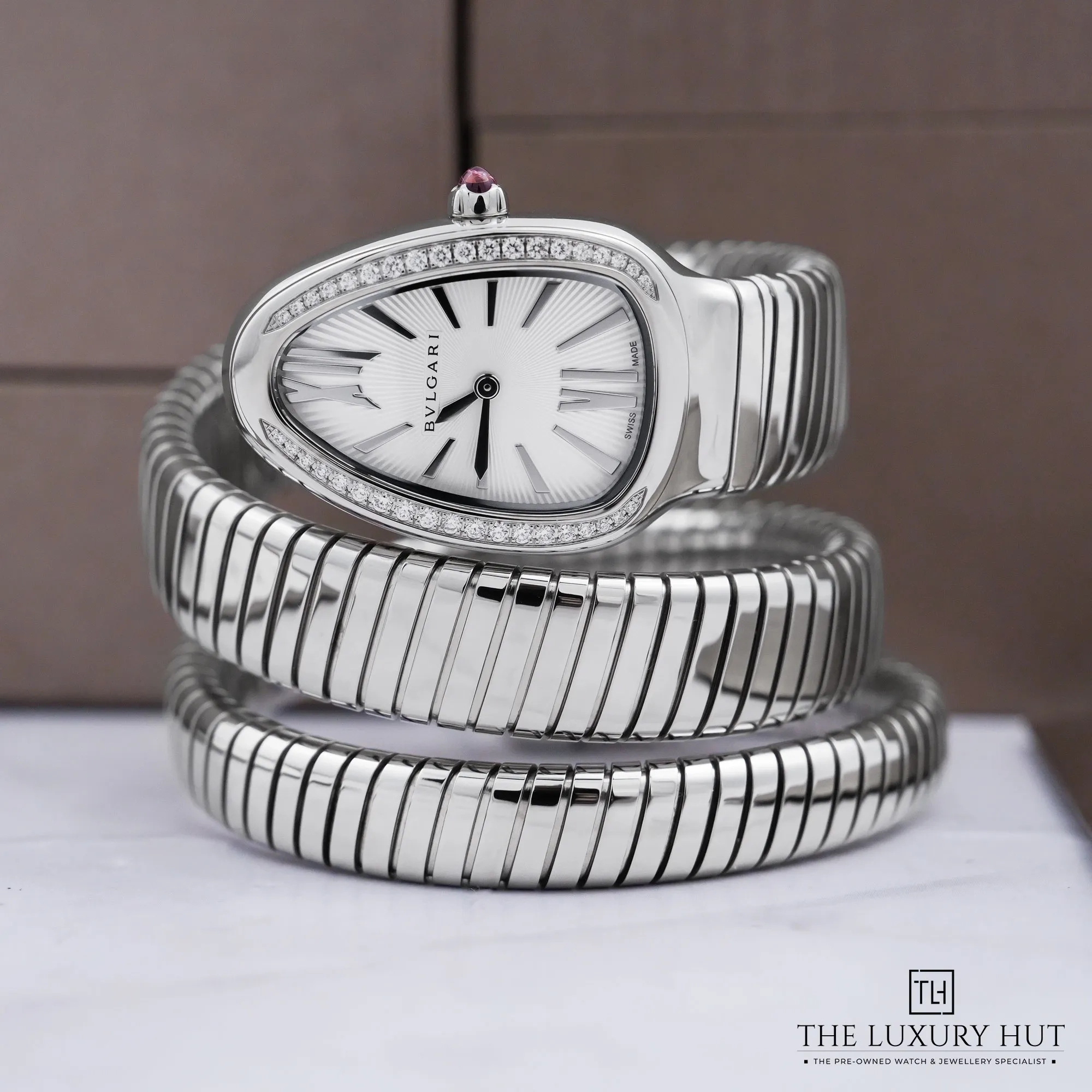 2026/07/847cdaf1-caac-44e1-b5a0-6ad42ad97c35Bvlgari_Serpenti_Tubogas_35_White_Dial_53226-d.jpg.webp