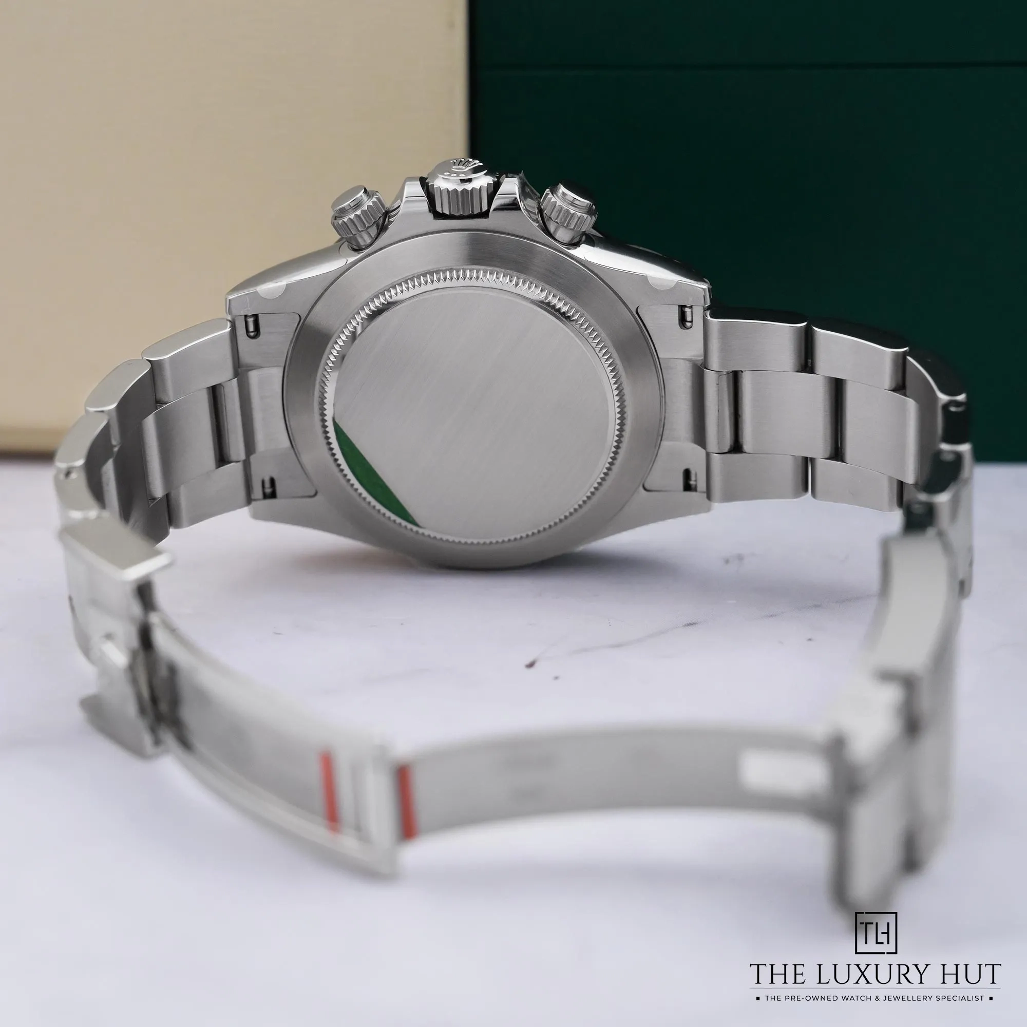 2026/07/89686c90-04de-4adb-8c53-6481c0c52f0bRolex_Daytona_40mm_White_Panda_Dial_53220-d.jpg.webp