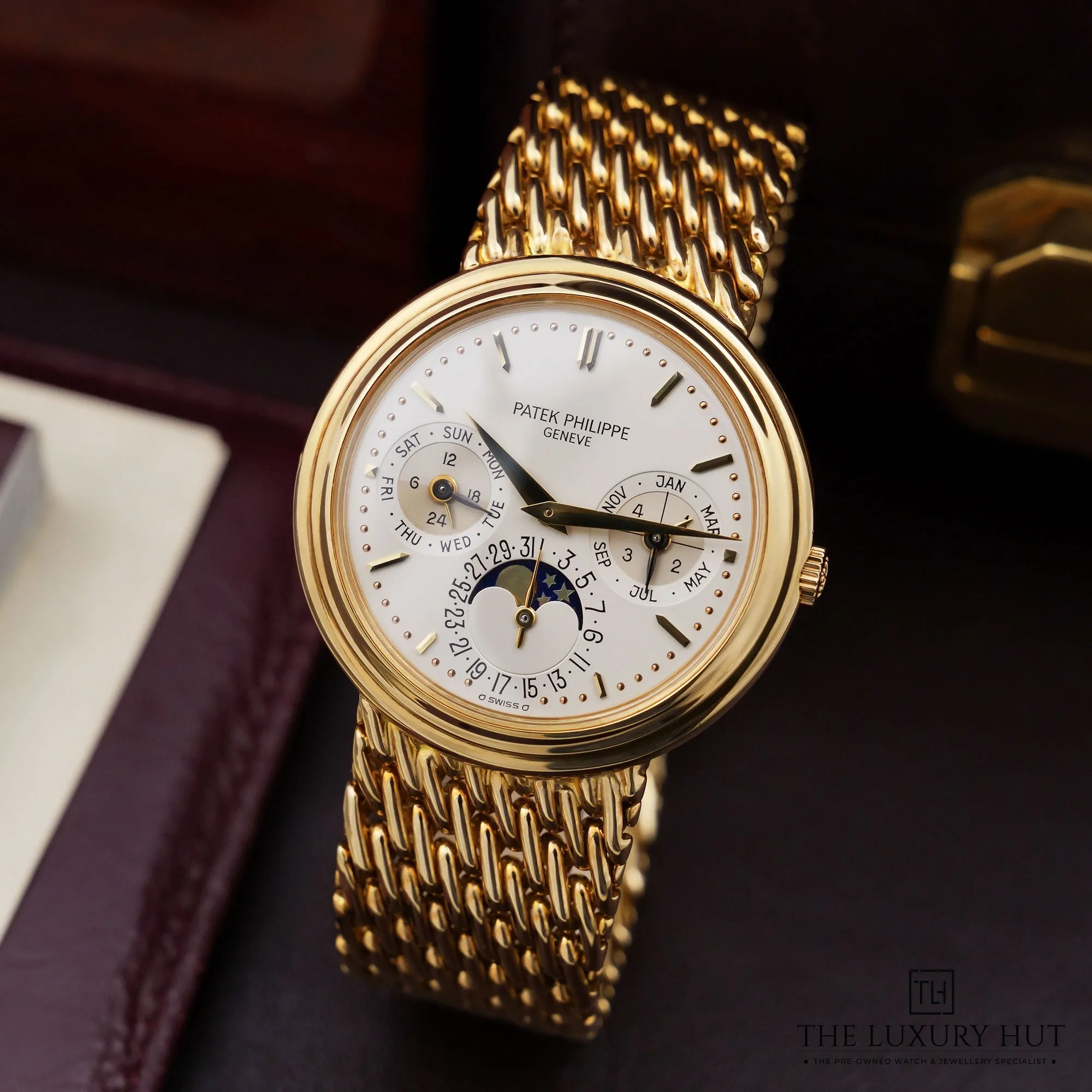 2026/07/8c6a2314-37d6-43c6-b8ae-1d76265c8918Patek_Philippe_Perpetual_Calendar_Gold_Silver_New_53173-bb.jpg.webp