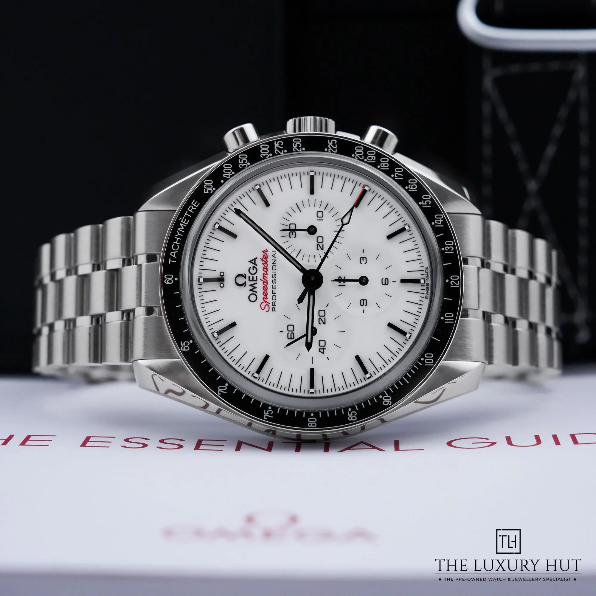 2026/07/8e3f4eb7-6d18-41be-b7b7-eac771e85a65Omega_Speedmaster_Moonwatch_Professional_White_LB937-c.jpg.webp