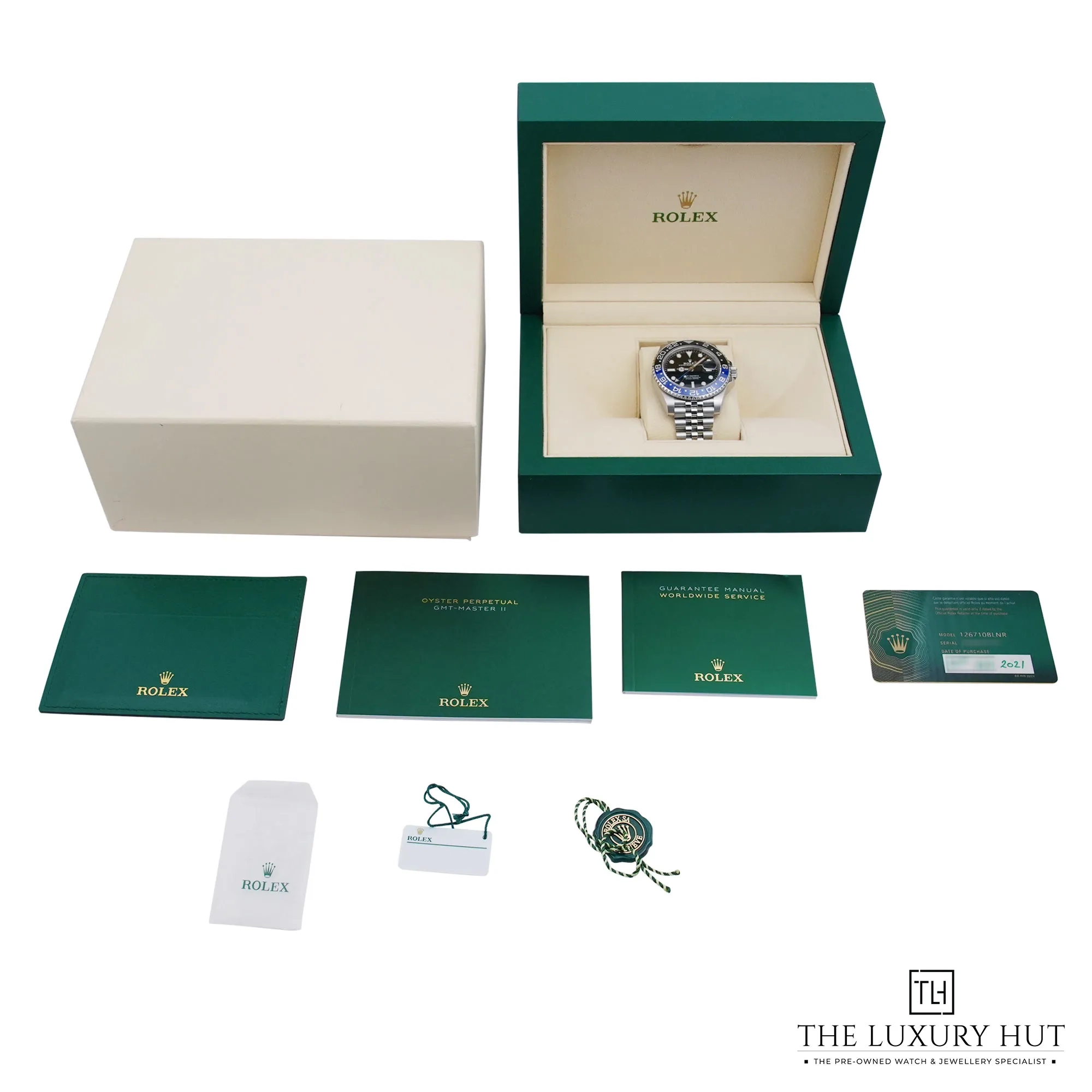2026/07/94187b93-3520-4158-b669-a18e4da964f7Rolex_GMT-Master_II_BATGIRL_40mm_Black_Dial_LB932-f.jpg.webp