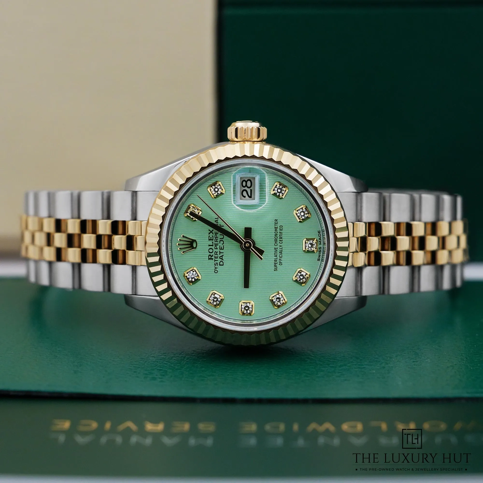 2026/07/98e646a5-44f0-4c9e-8930-8249a6e2ed15Rolex_Lady-Datejust_28mm_Mint_Green_Diamond_53016-cc.jpg.webp